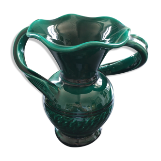 Emerald vase with two handles