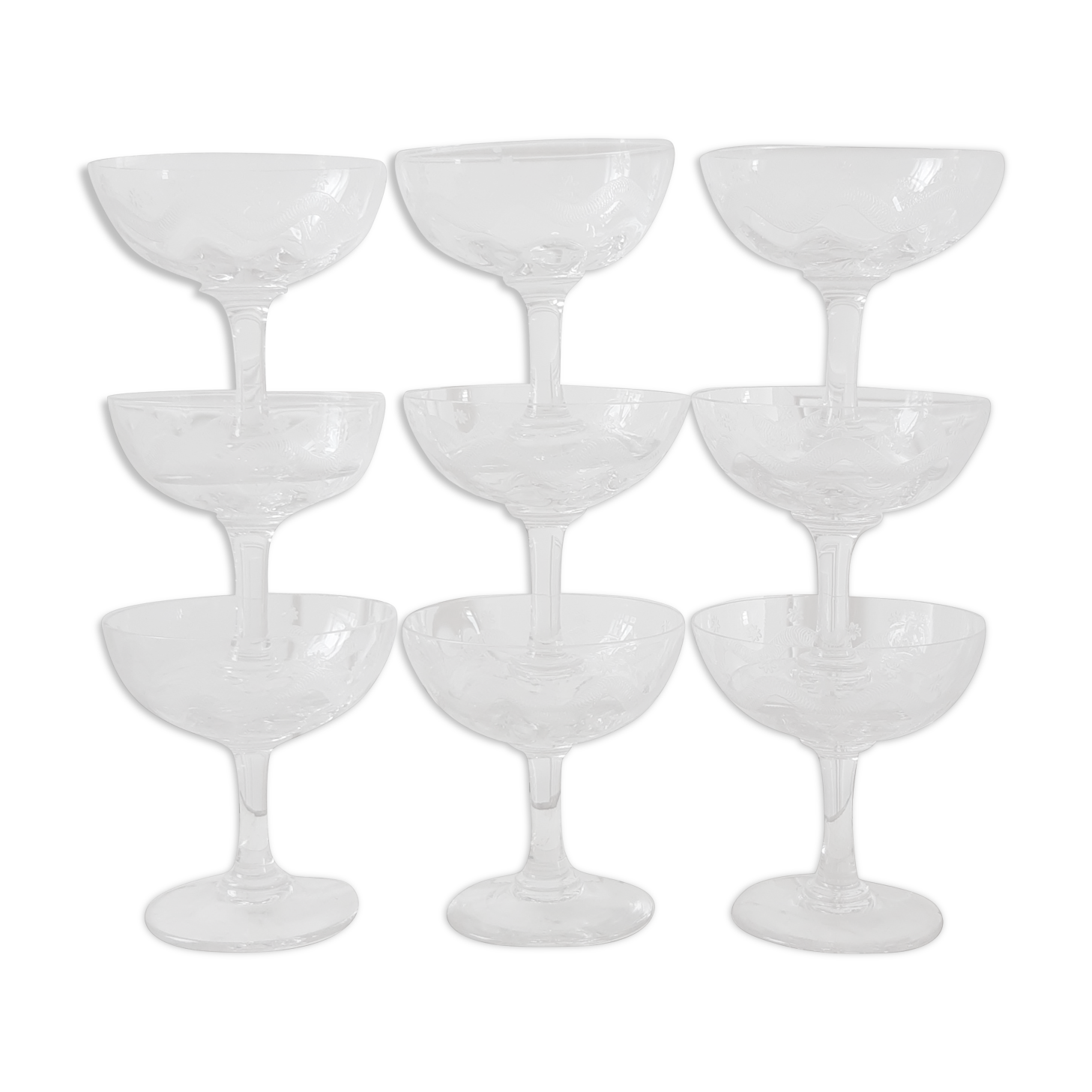 Set of 9 champagne glasses in crystal engraved XIXth