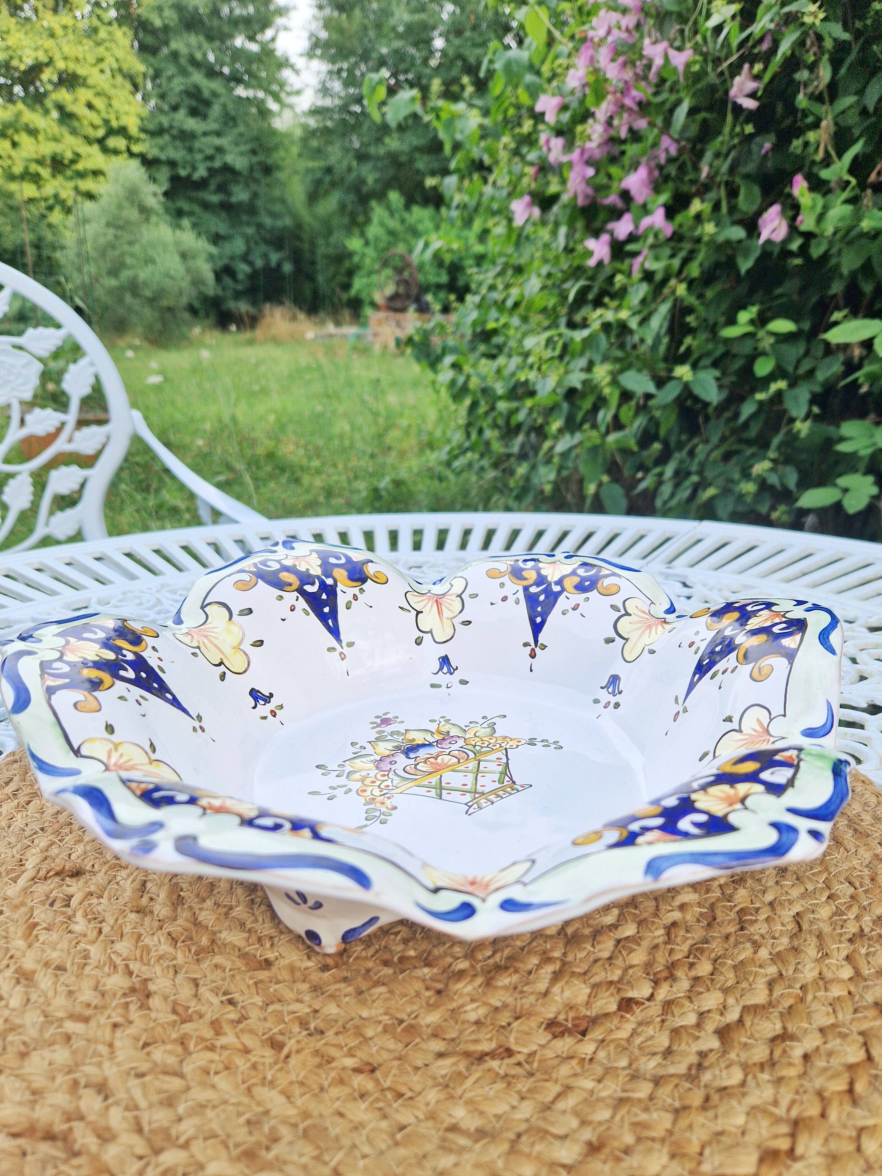 Assiette unique en faïence française vintage de Le Renoleau peinte à la main, 30 cm