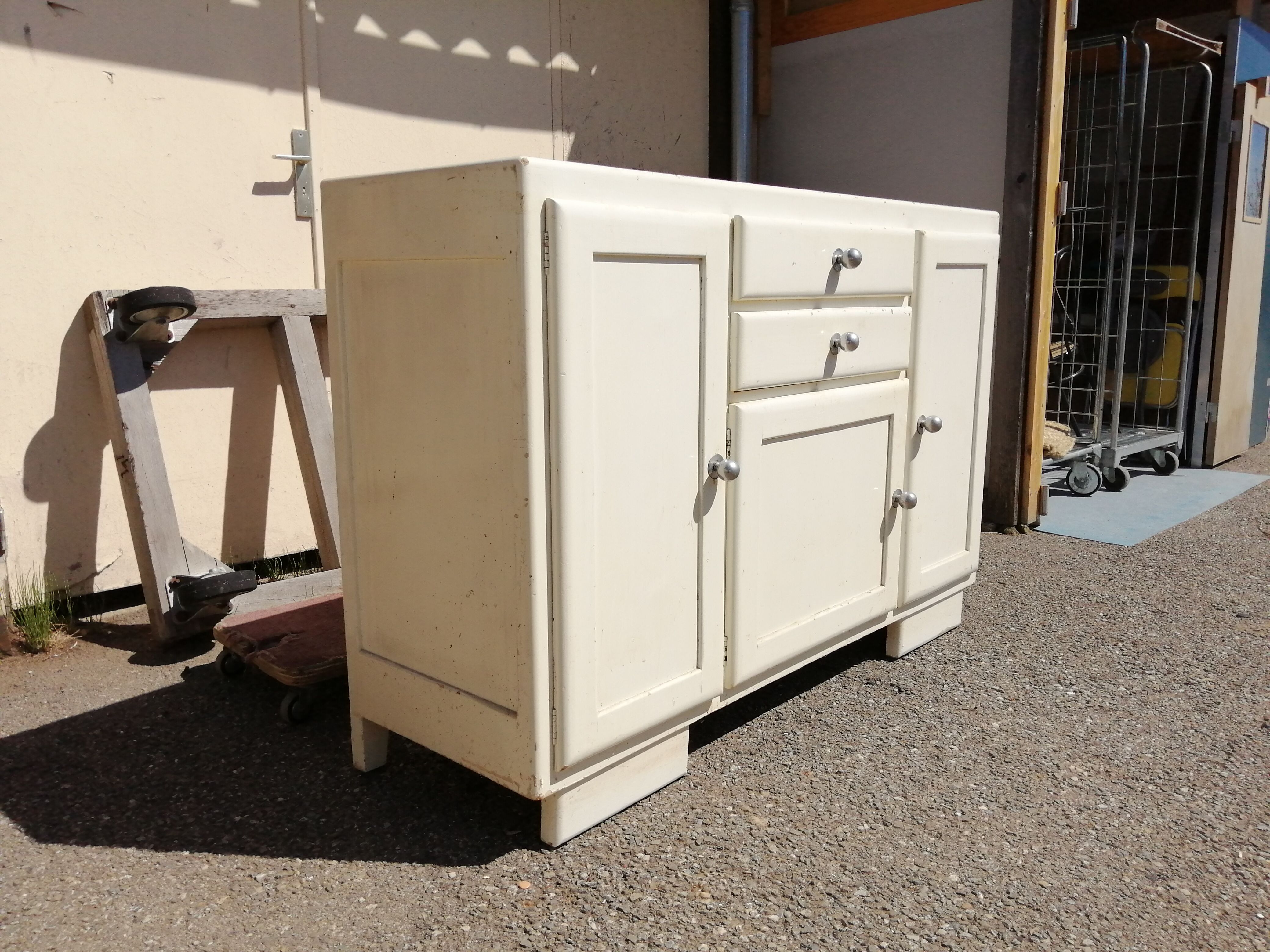 Mado Buffet Stock - Vintage