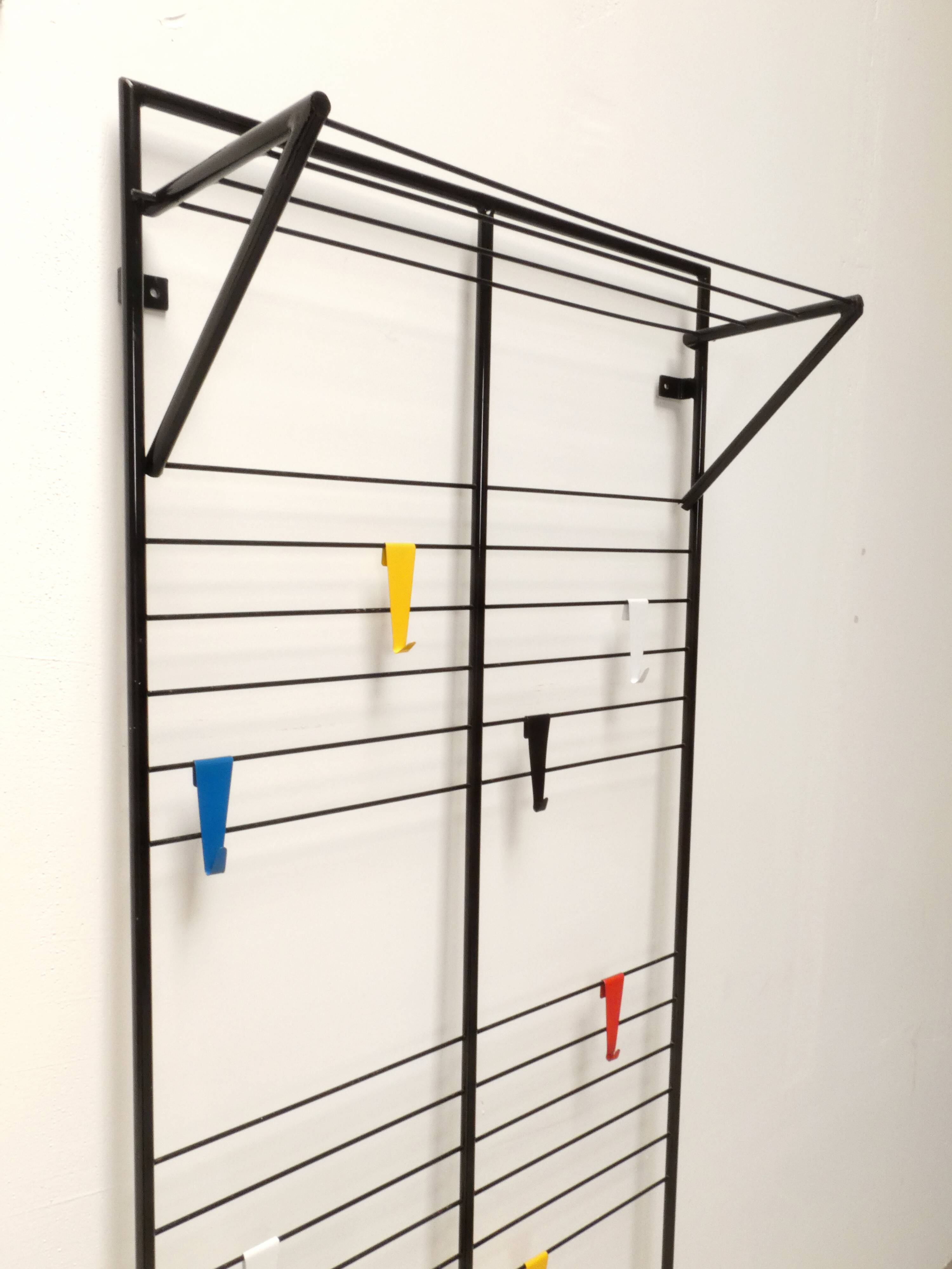 Portemanteau Toonladder – Coen de Vries pour DEVO