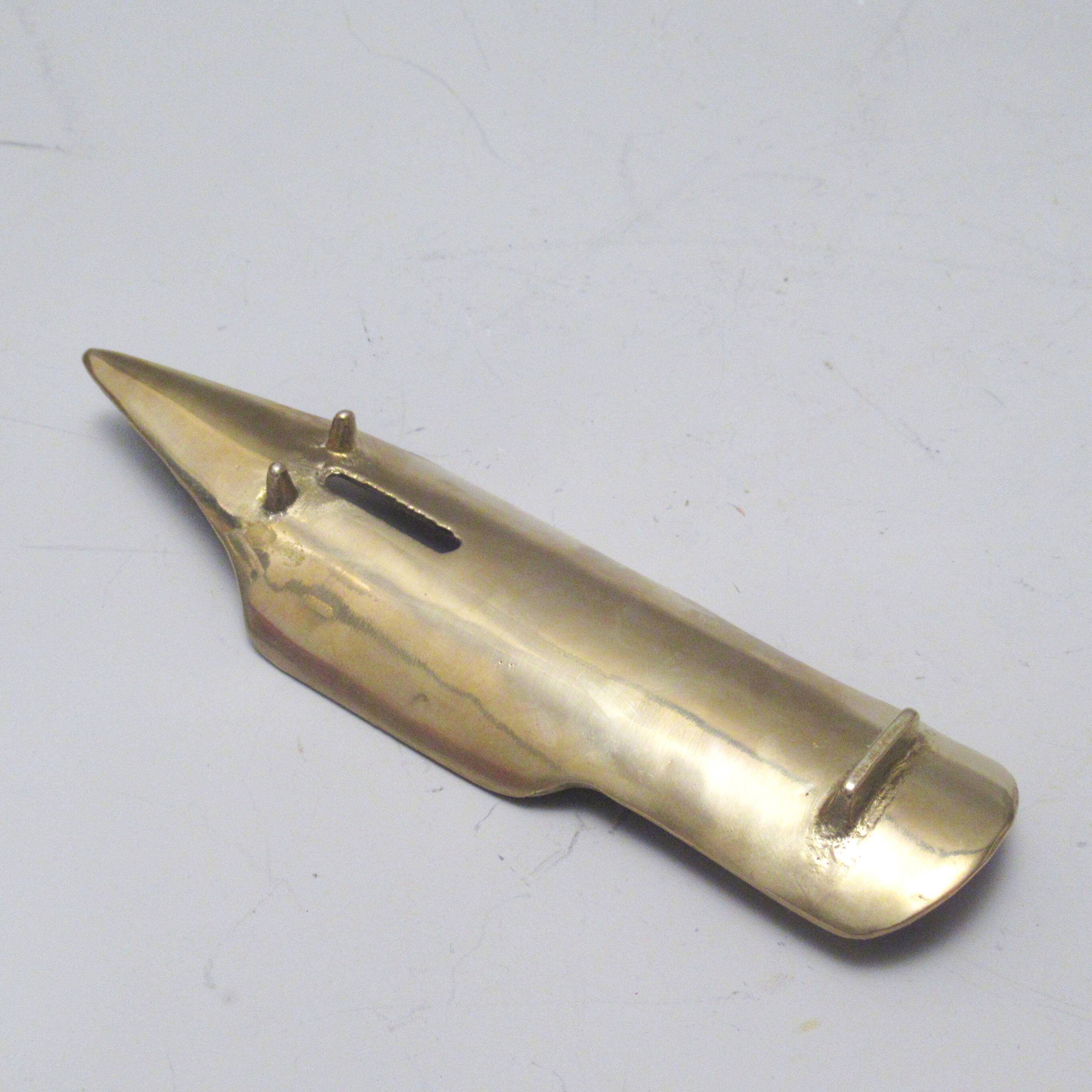 Bronze "Plume" tray in the 1960s