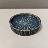 Cendrier en fourrure de lièvre bleue émaillée de Rörstrand Suède, par Gunnar Nylund