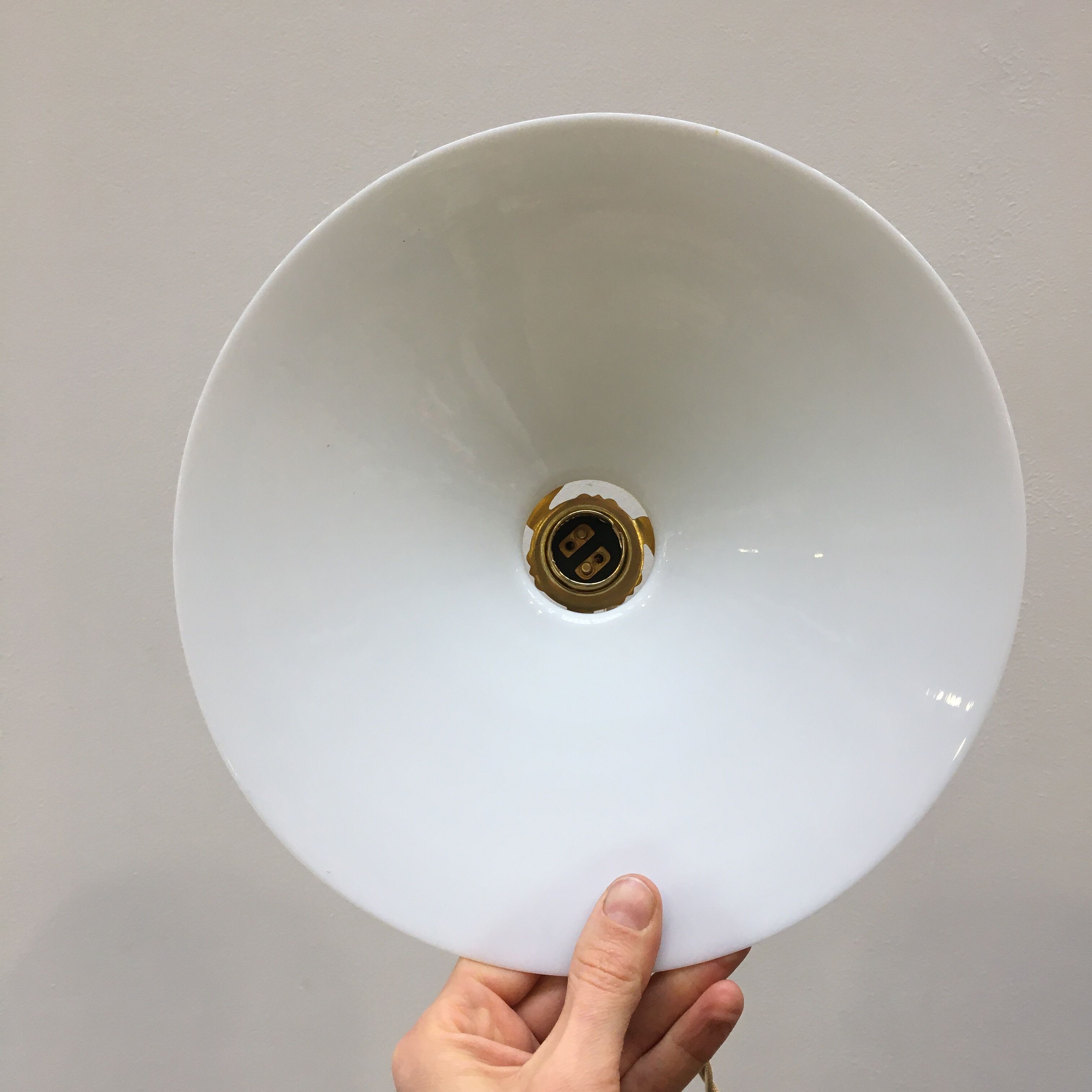 Suspension en opaline blanche