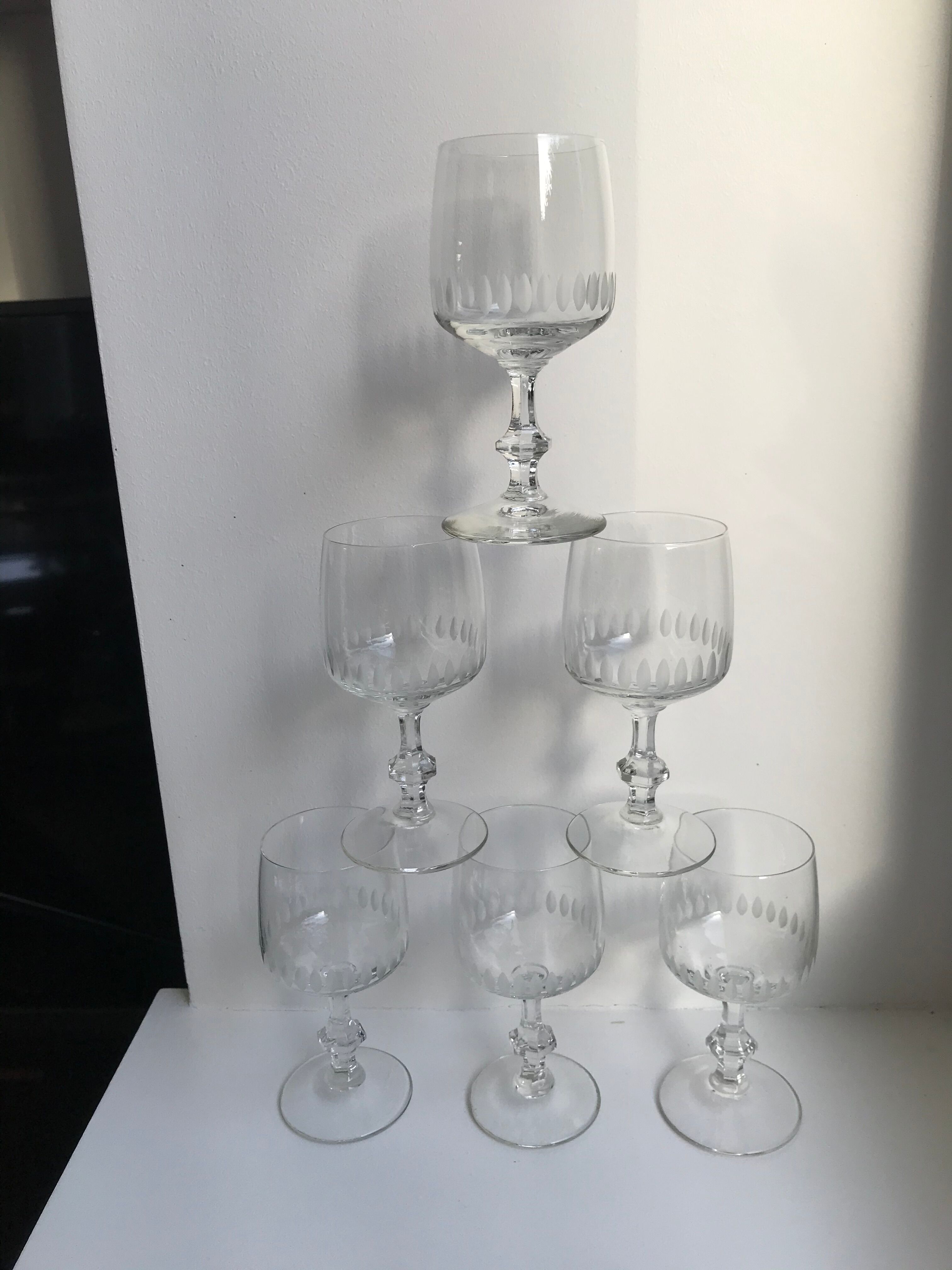 Set of 6 small crystal wine glasses engraved 30-40s
