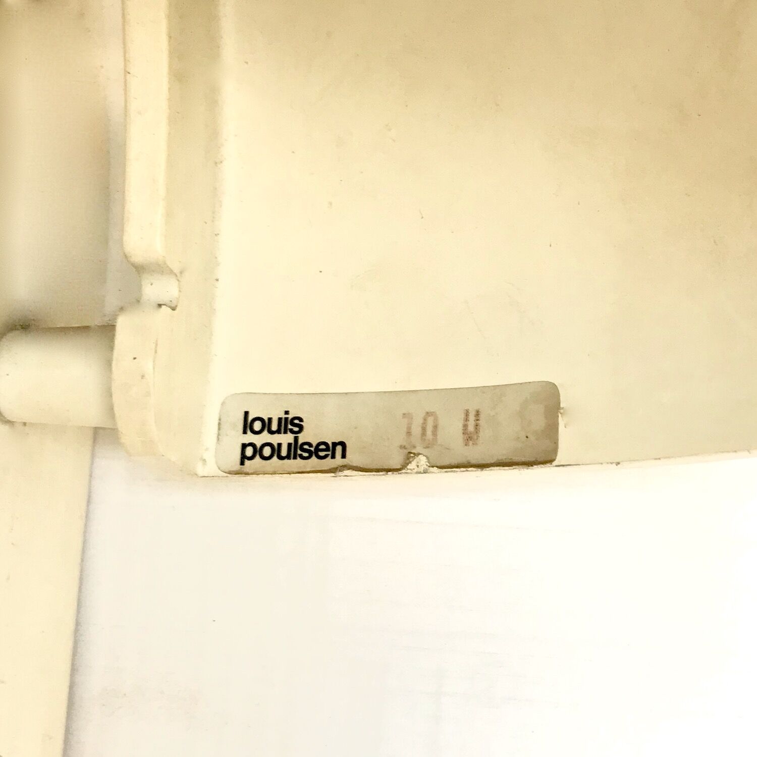 Half-moon wall sconce Louis Poulsen