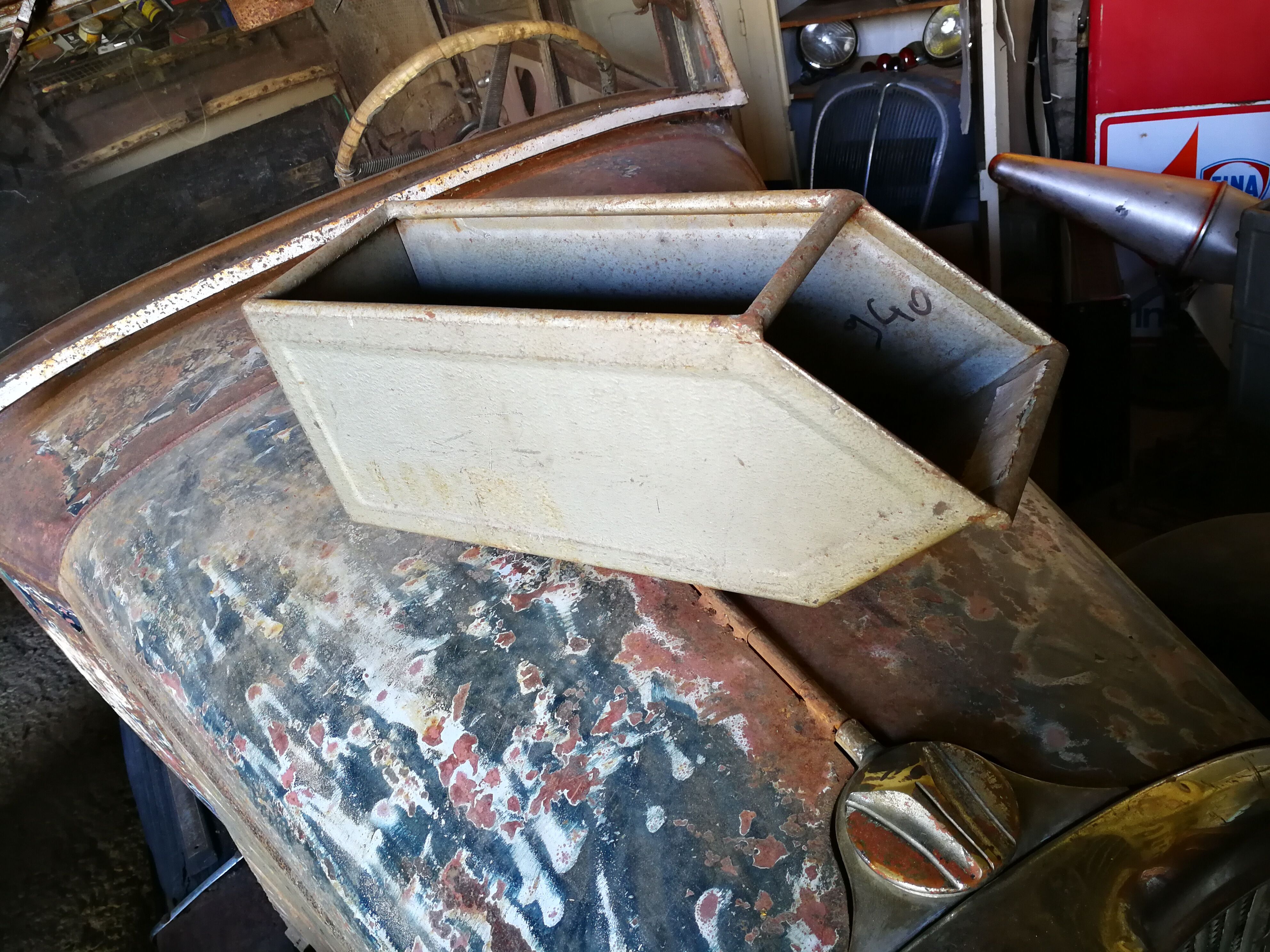 Set of 8 industrial lockers