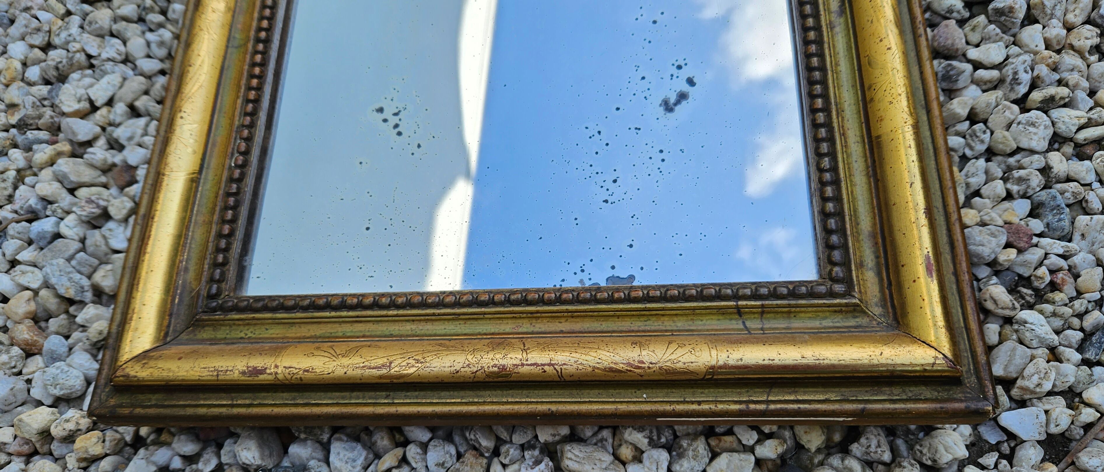 19th century mirror 37x45cm