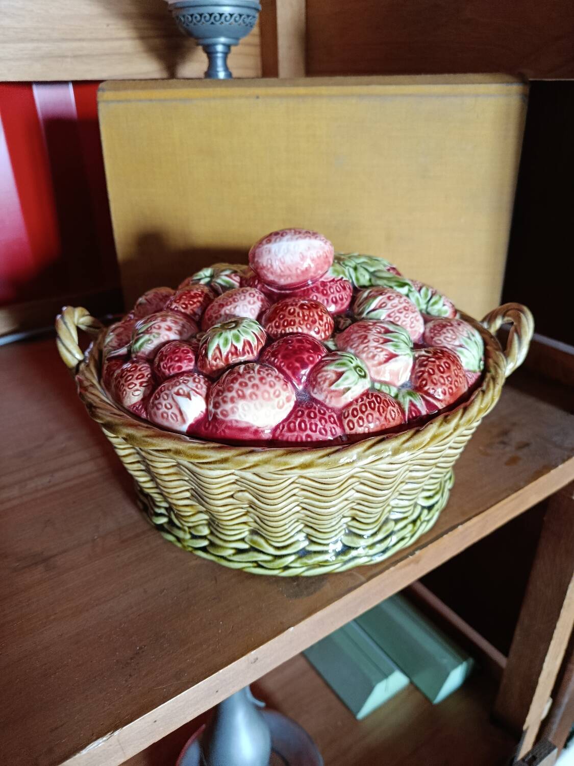 Sarreguemines slipware