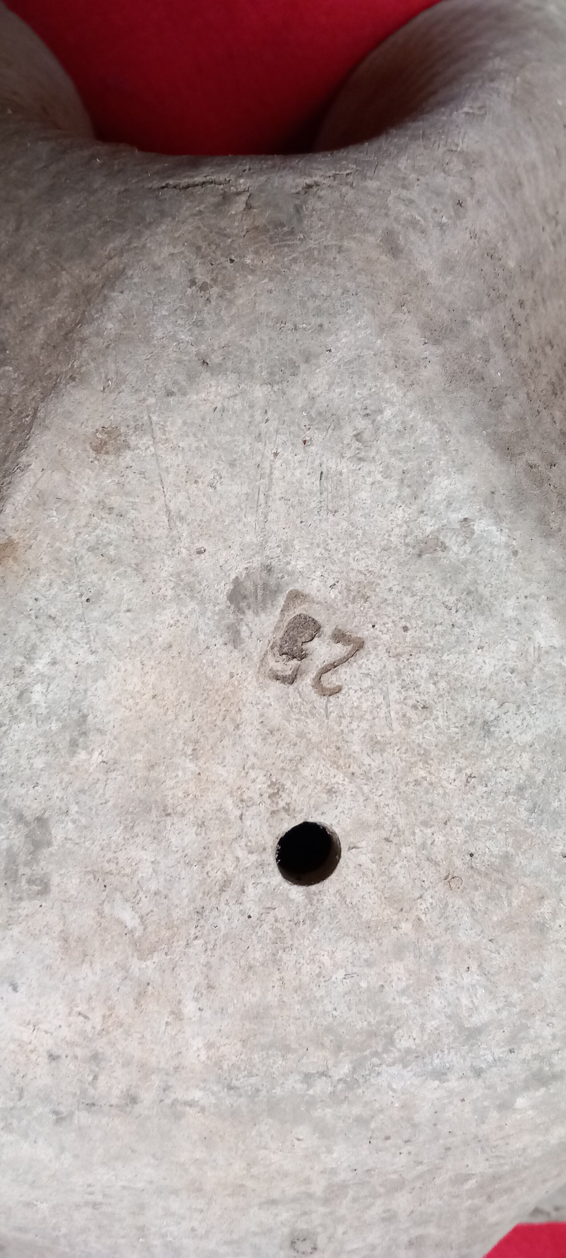 Pair of planters model handkerchief Willy Guhl, Eternit edition