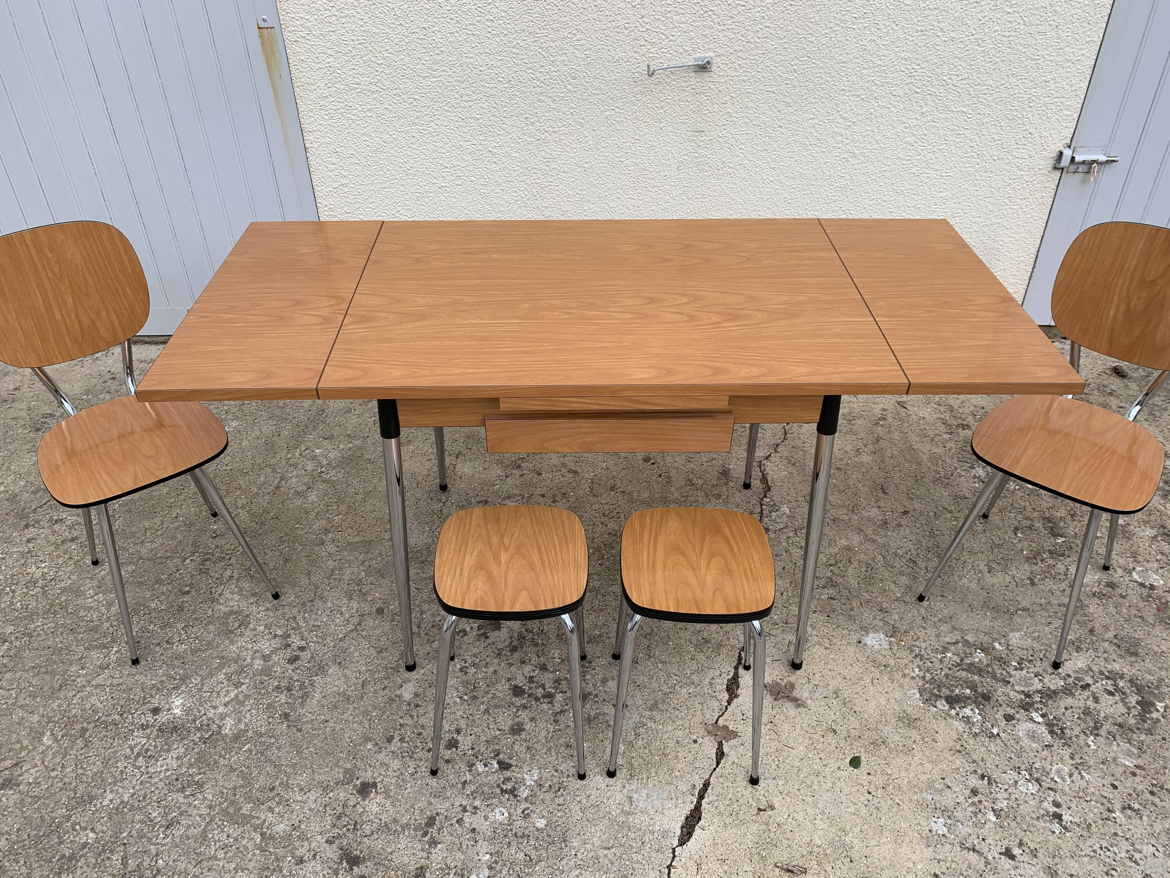 Formica tublac table 1970