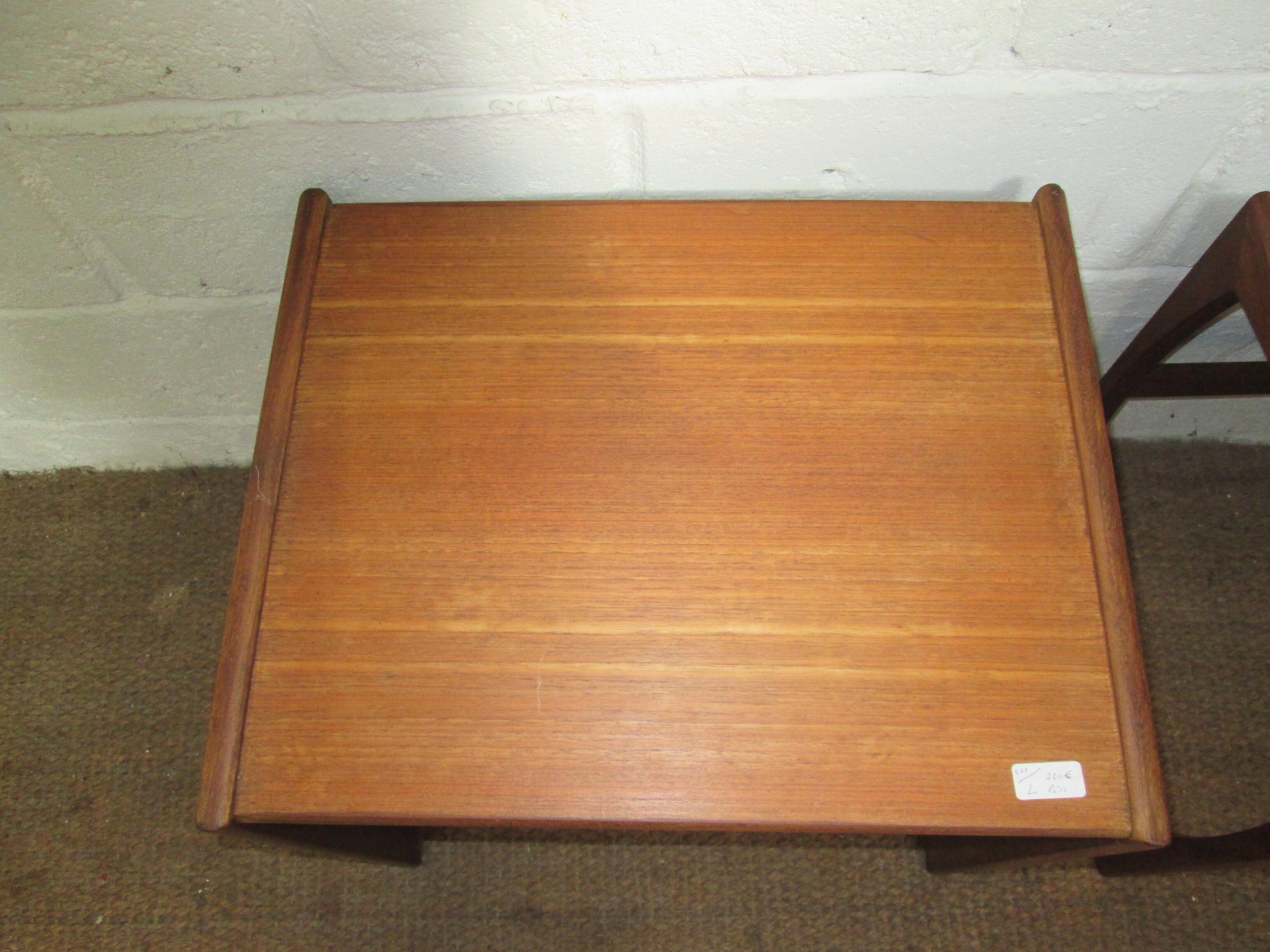 Paire de tables