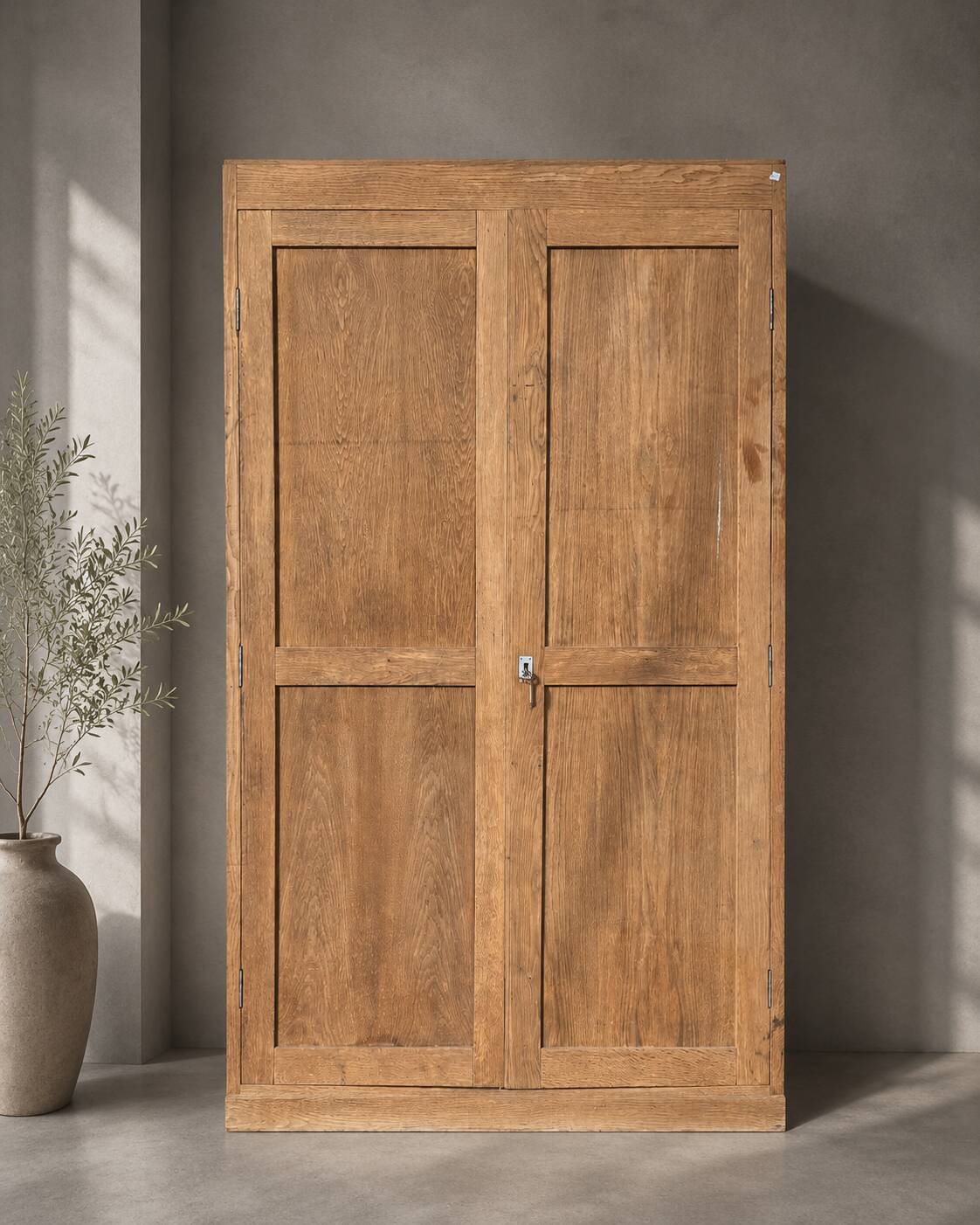 Armoire parisienne en chêne