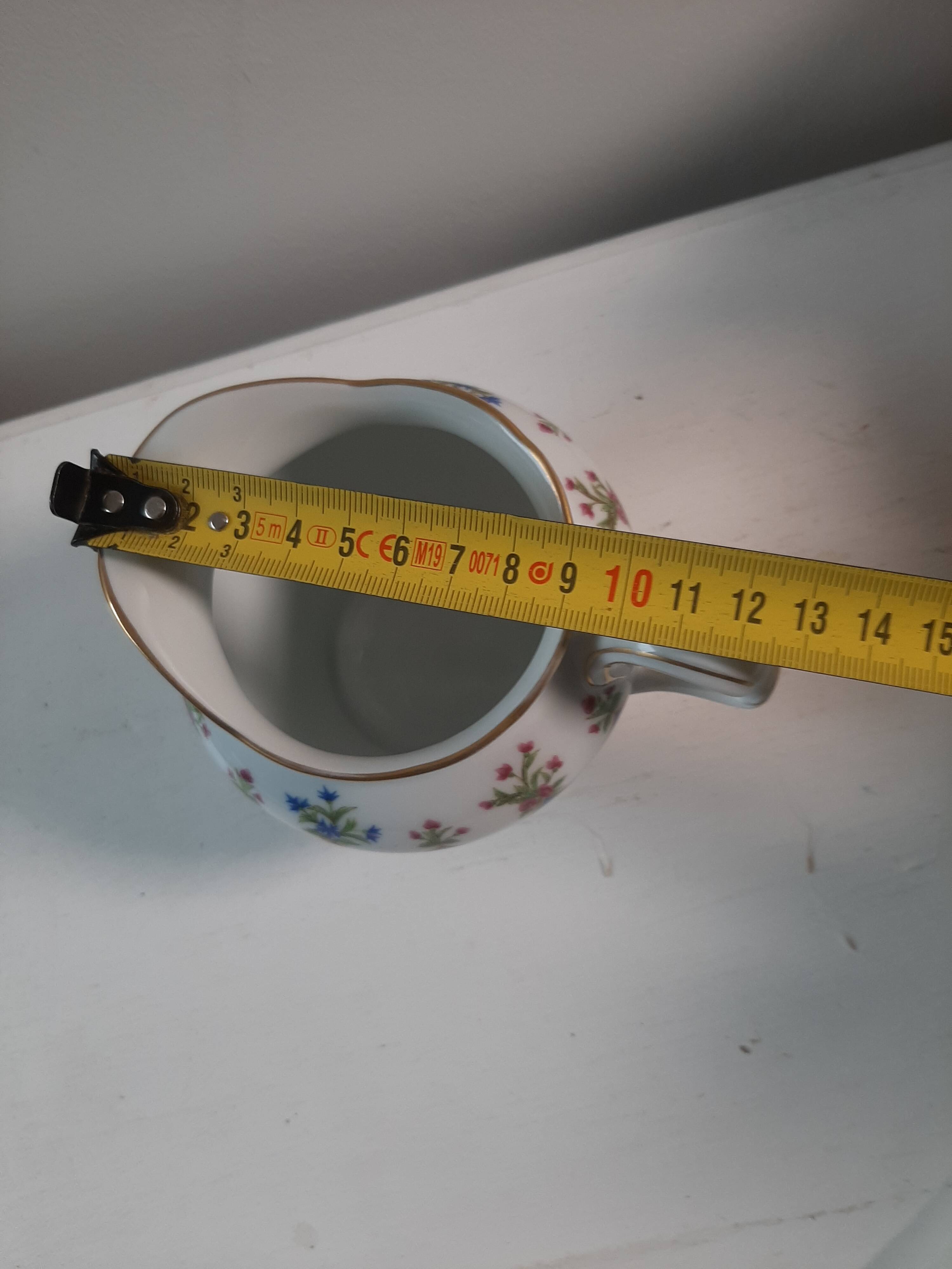 Pot à lait en porcelaine Bernardaud Limoges