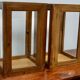 Paire de vitrines de magasin en faux chêne, vers les années 1920