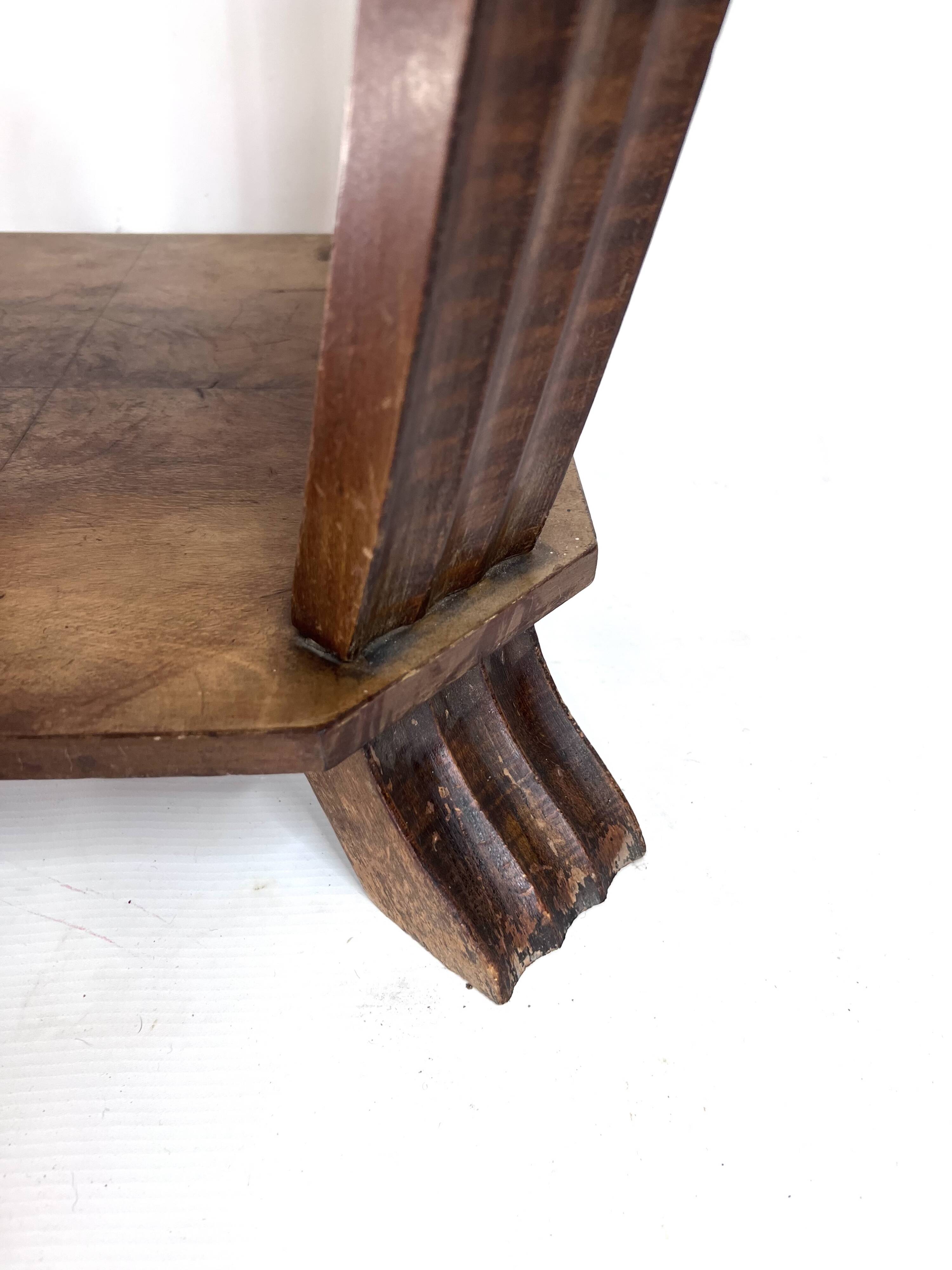 Art Deco side table in wood – sculptural base