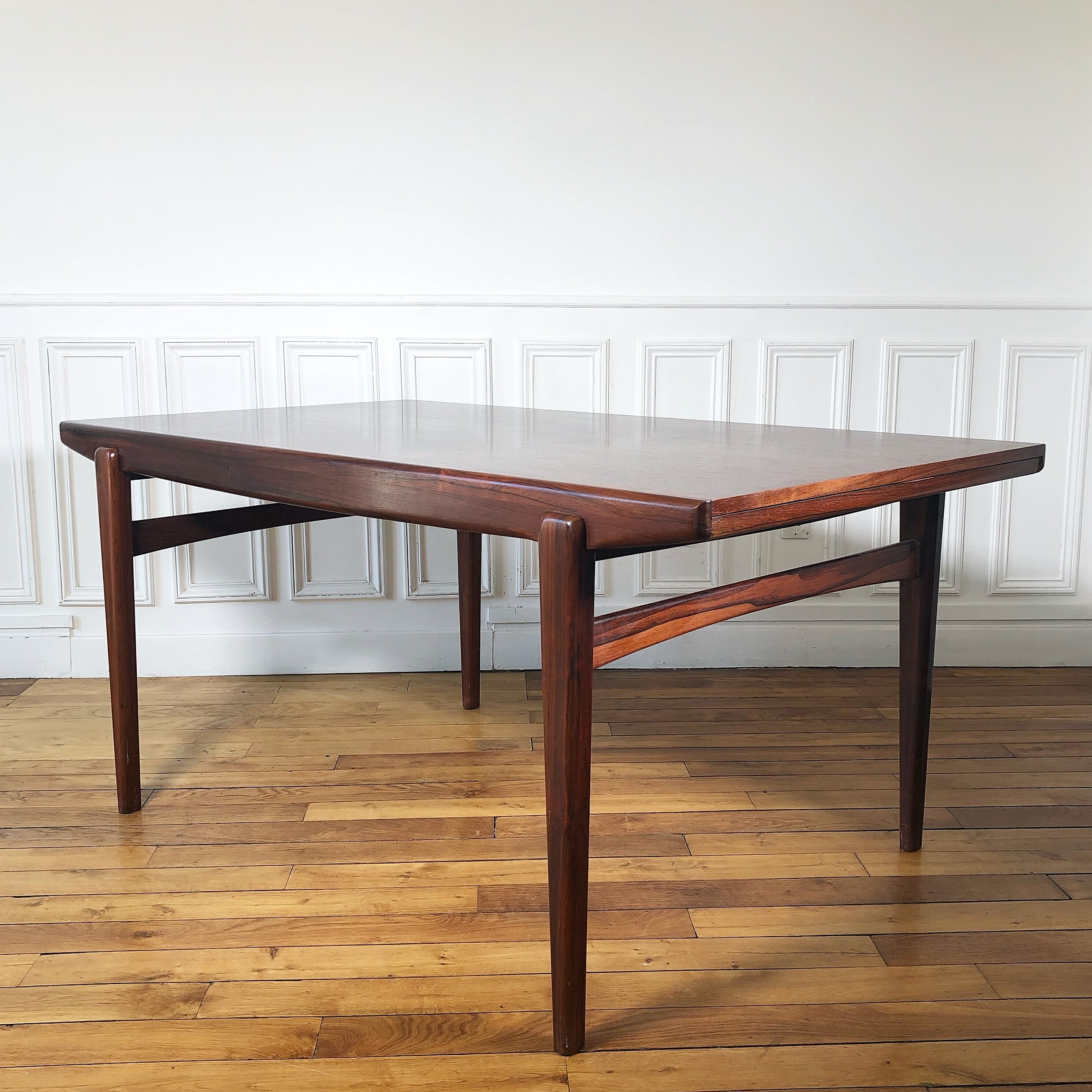 Table à repas en palissandre de Rio, 1960