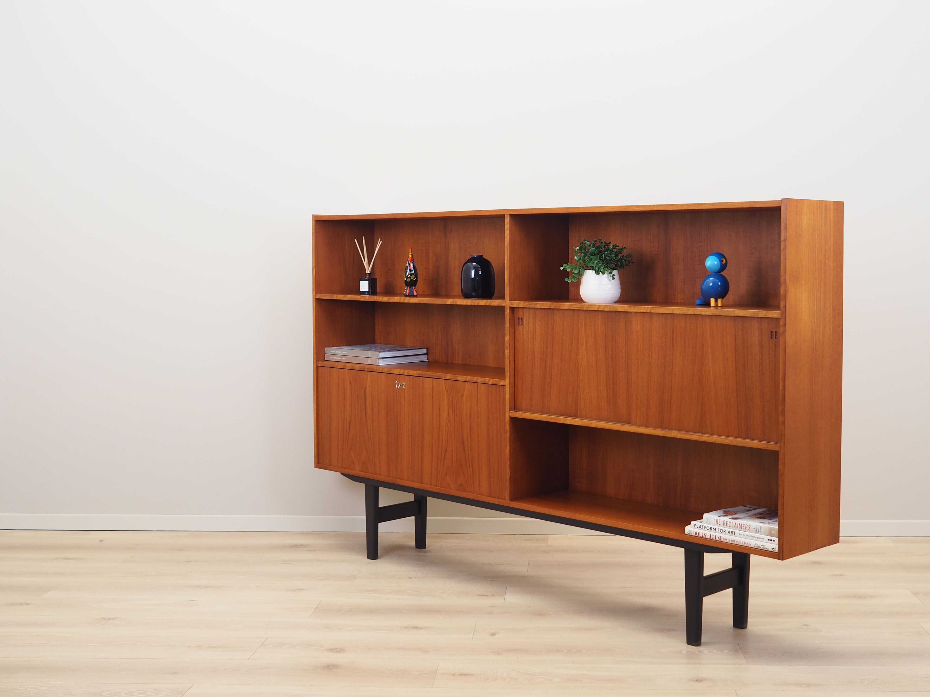 Teak bookcase, Danish design, 1970s, production: Denmark