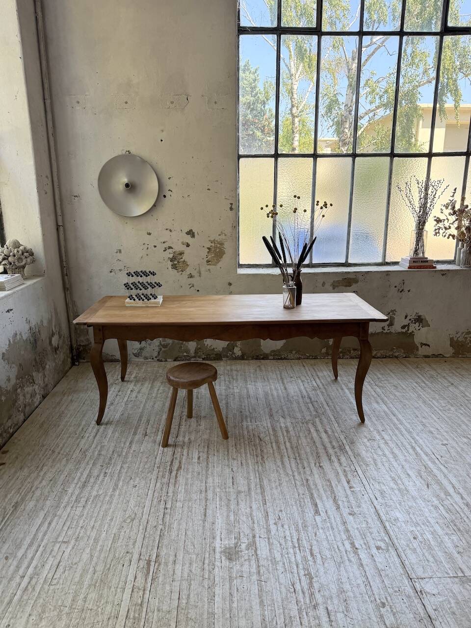 Table campagne provençale style Louis XV merisier