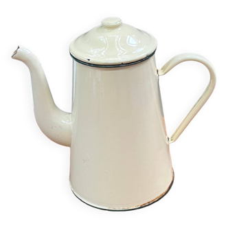 Enameled coffee pot