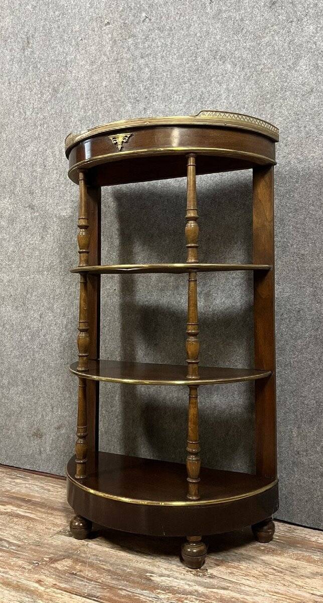 Louis XVI style half-moon Parisian shelf console in mahogany circa 1850