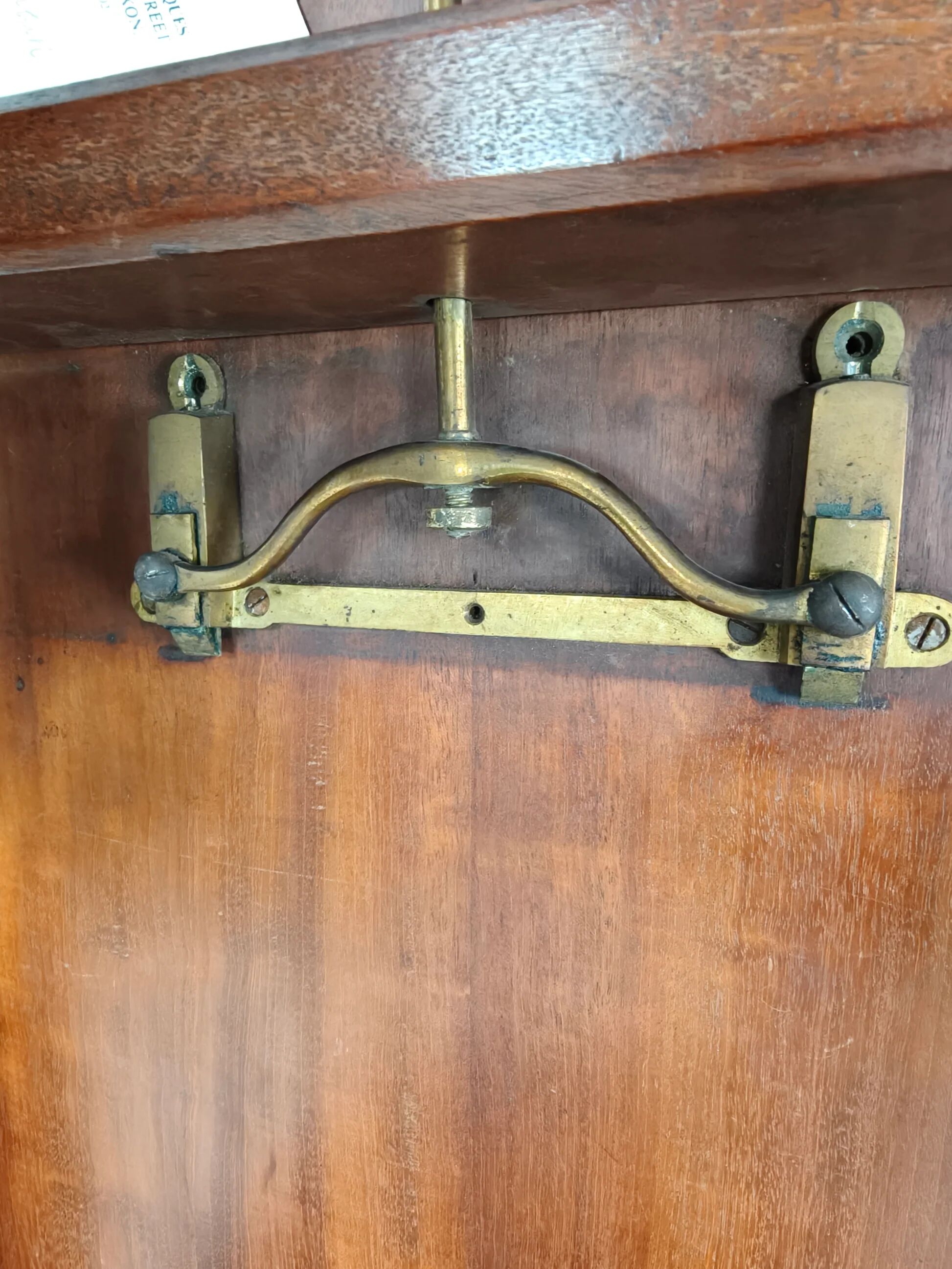 Fine quality 19th century William IV rosewood breakfast tilt-top table – c.1820