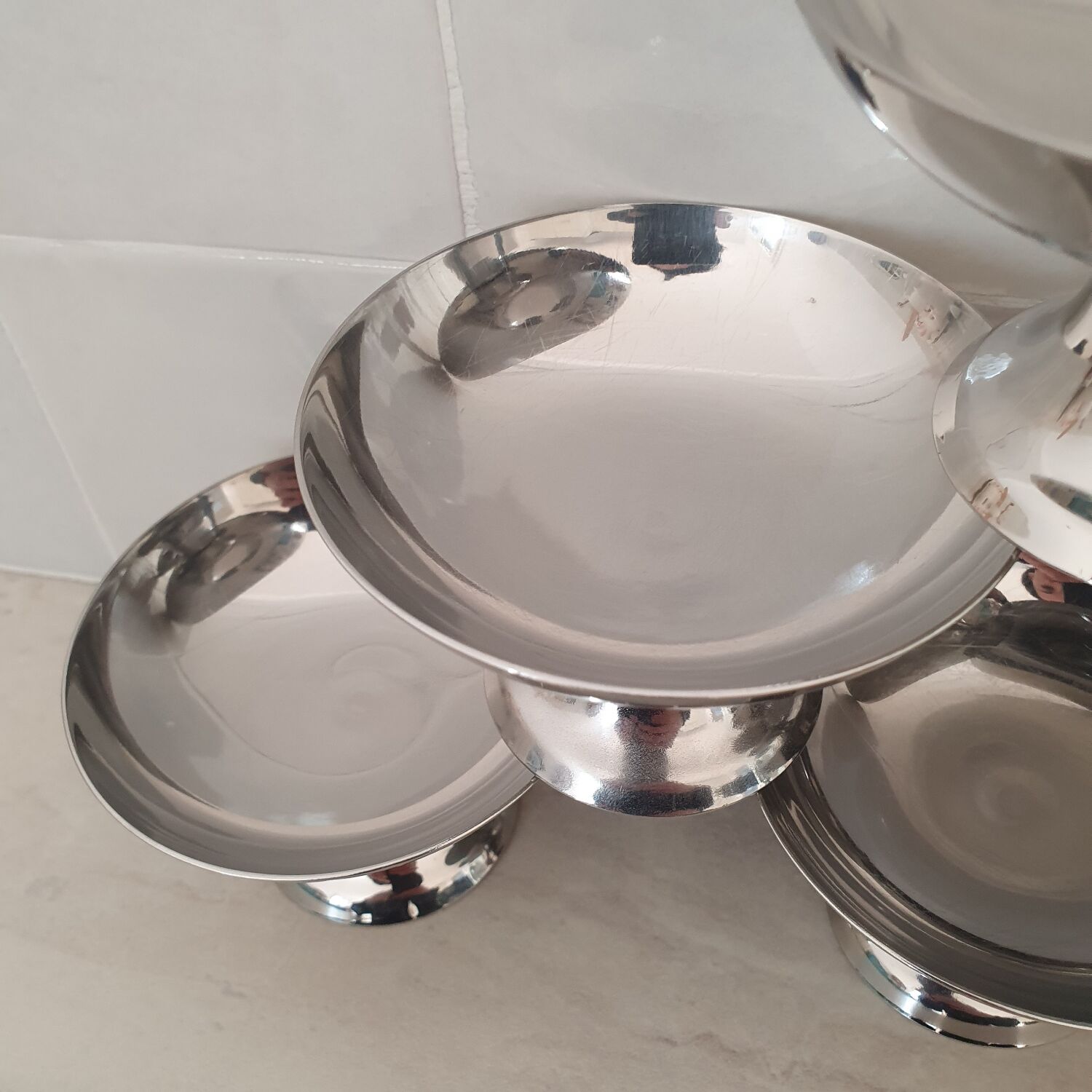 6 stainless steel 18/10 dessert bowls