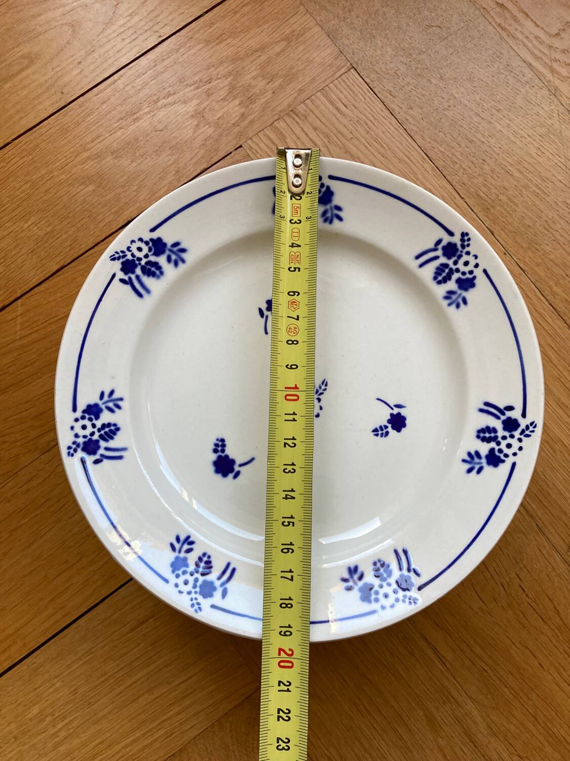 Saint Amand dessert plates blue flowers