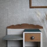 Bedside table