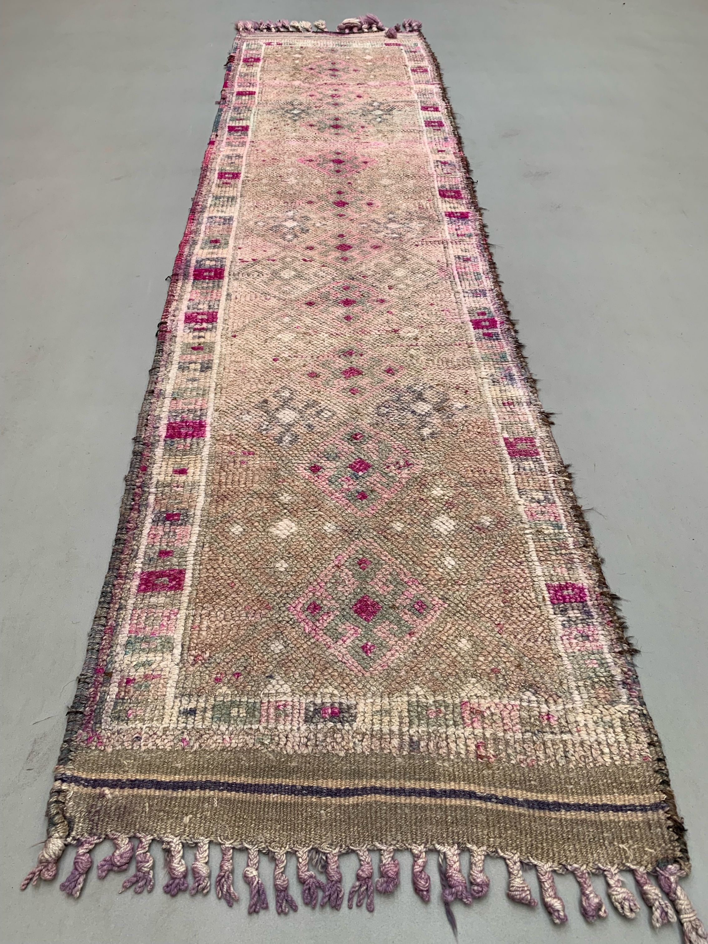 Turkish runner 330x84cm