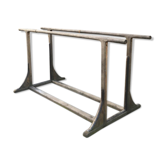 Parallel bars