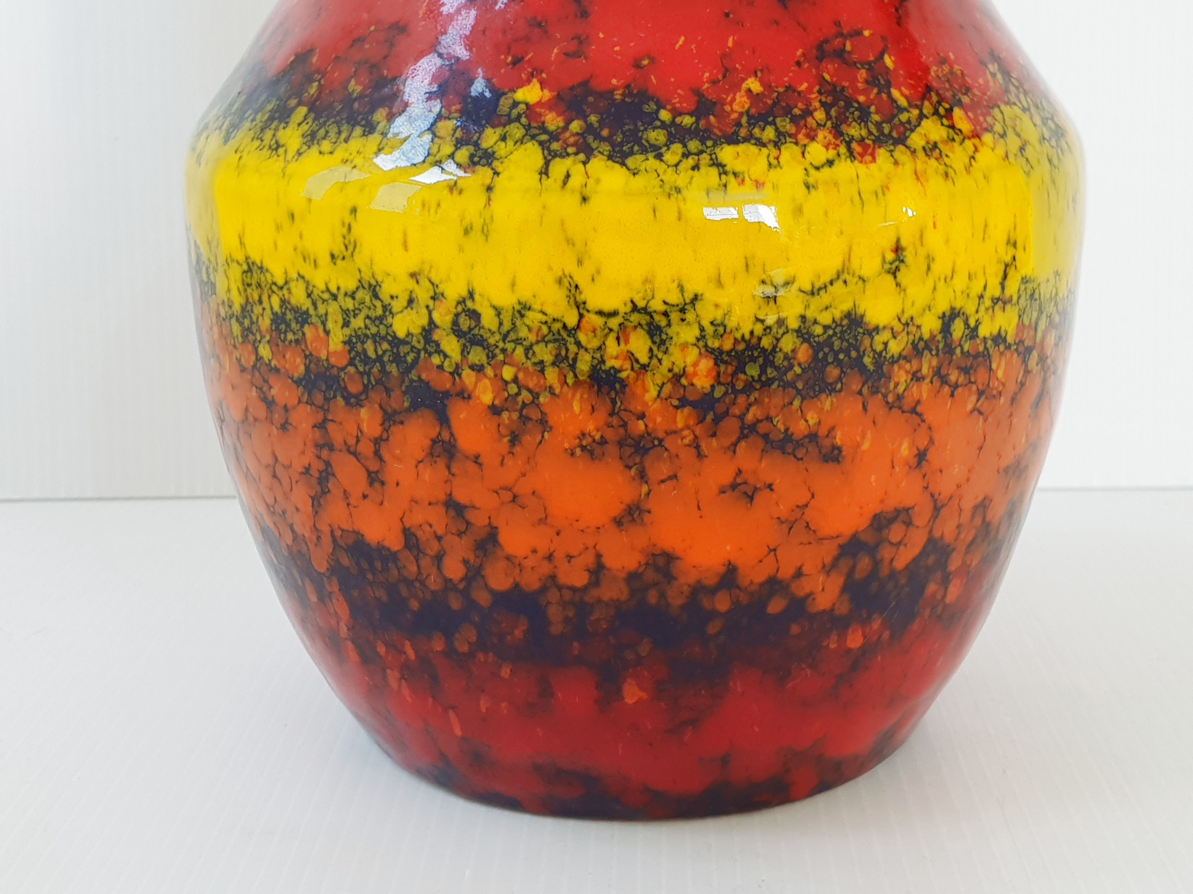 Vintage 1960 vase