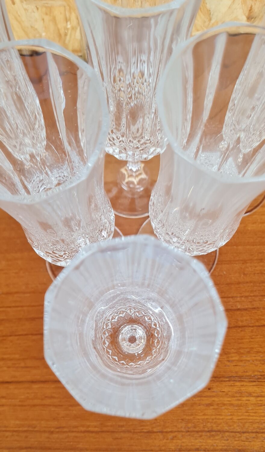 Service of 6 crystal flutes
