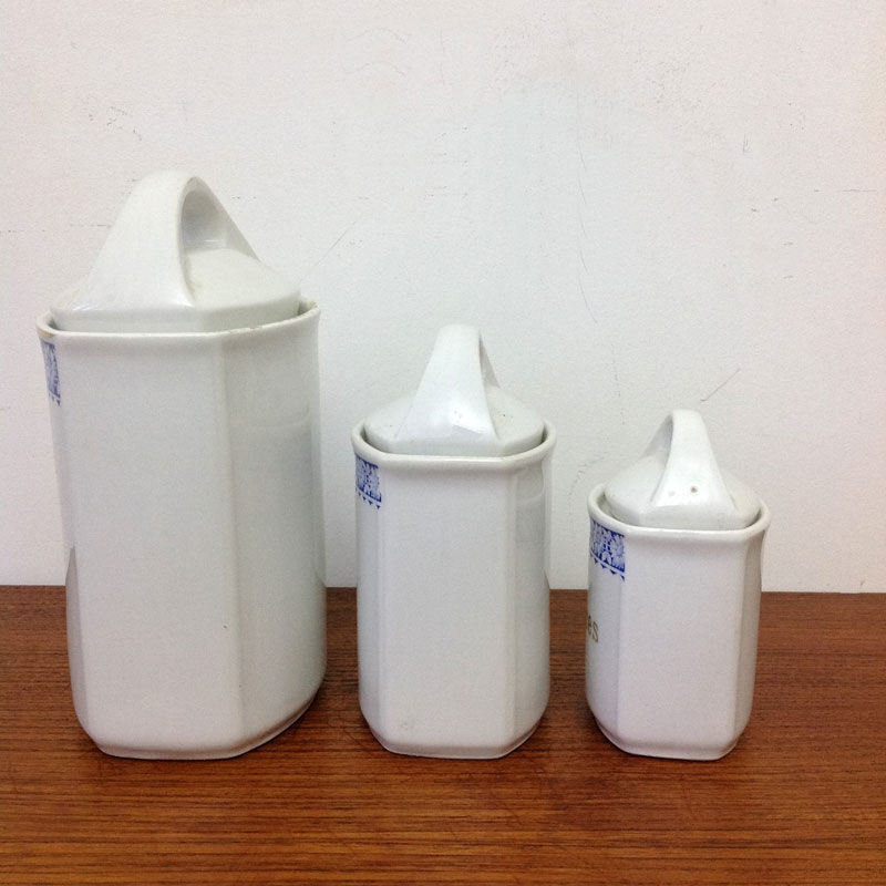 Series of 3 old pots