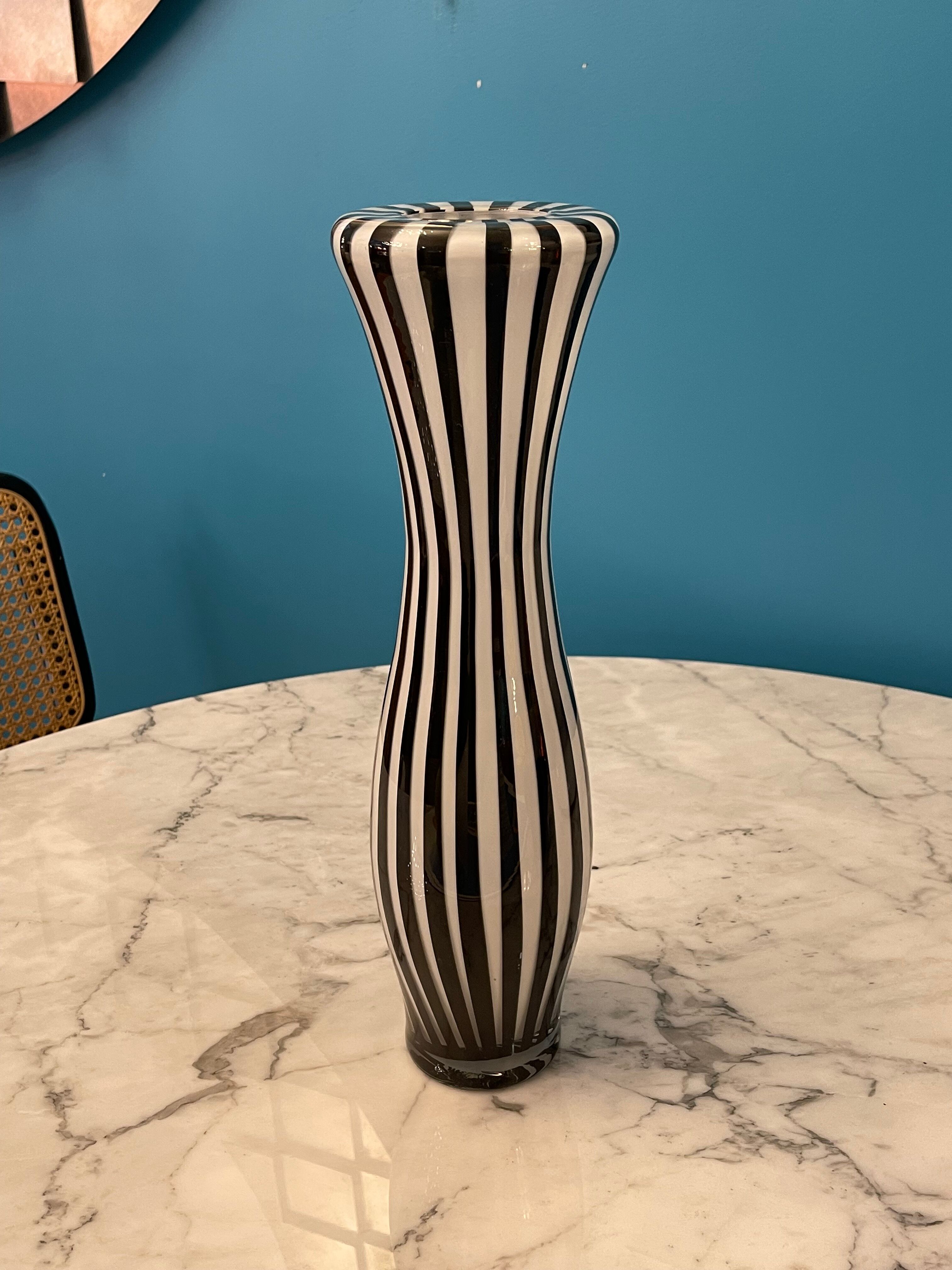 Leonardo zebra vase