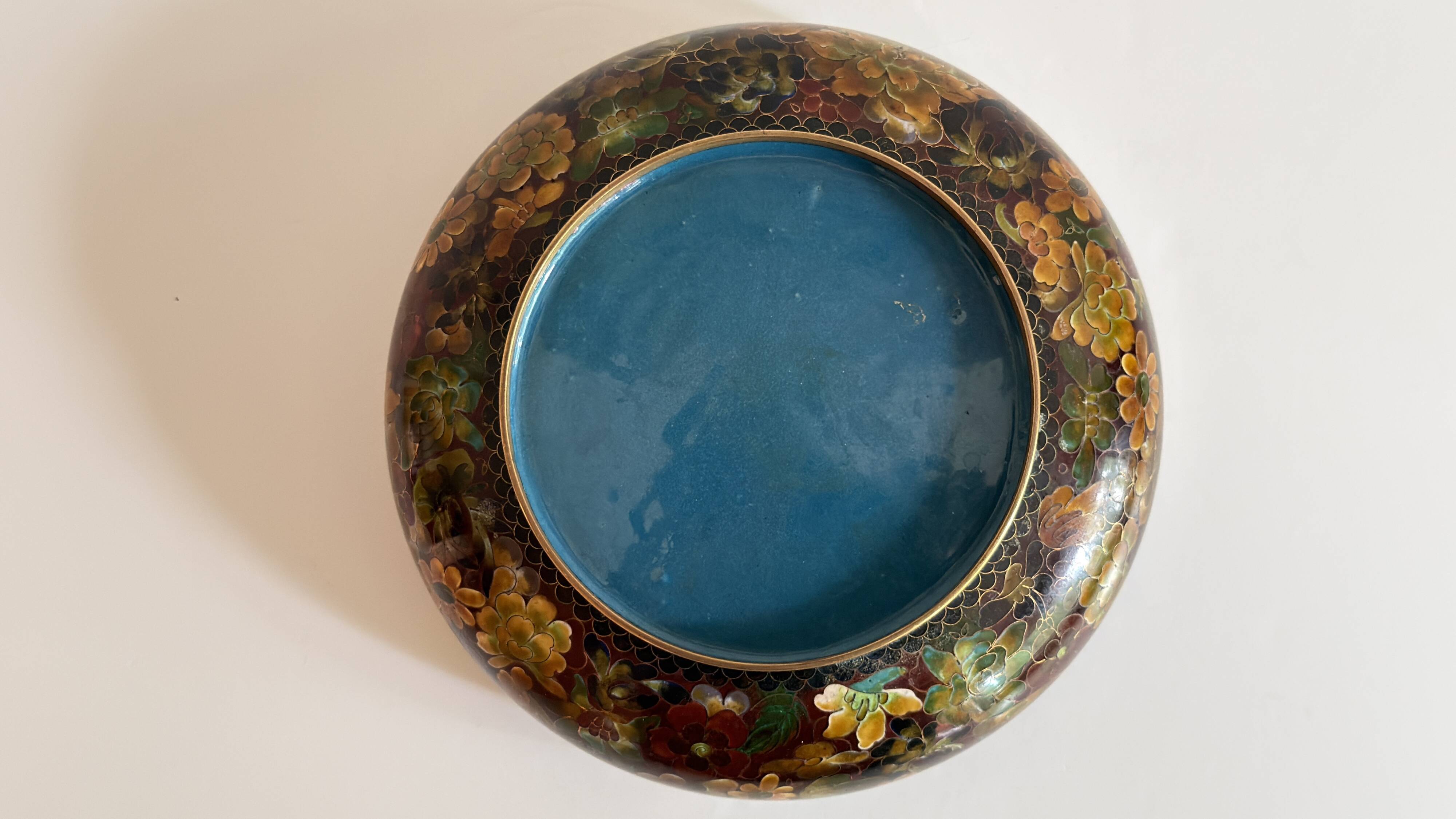 Cloisonné enamel bowl on removable wooden base