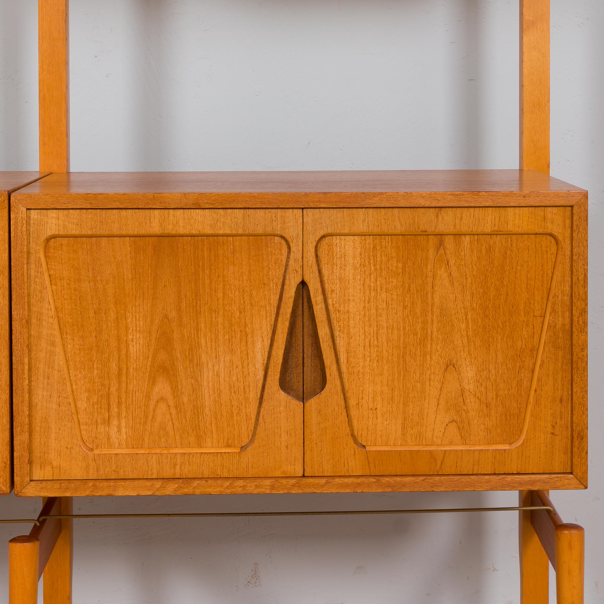 Rival 2 bay teak wall unit with 3 cabinets and 5 shelves by Brodrene Jatogs Norway, Kjell Riise, 196