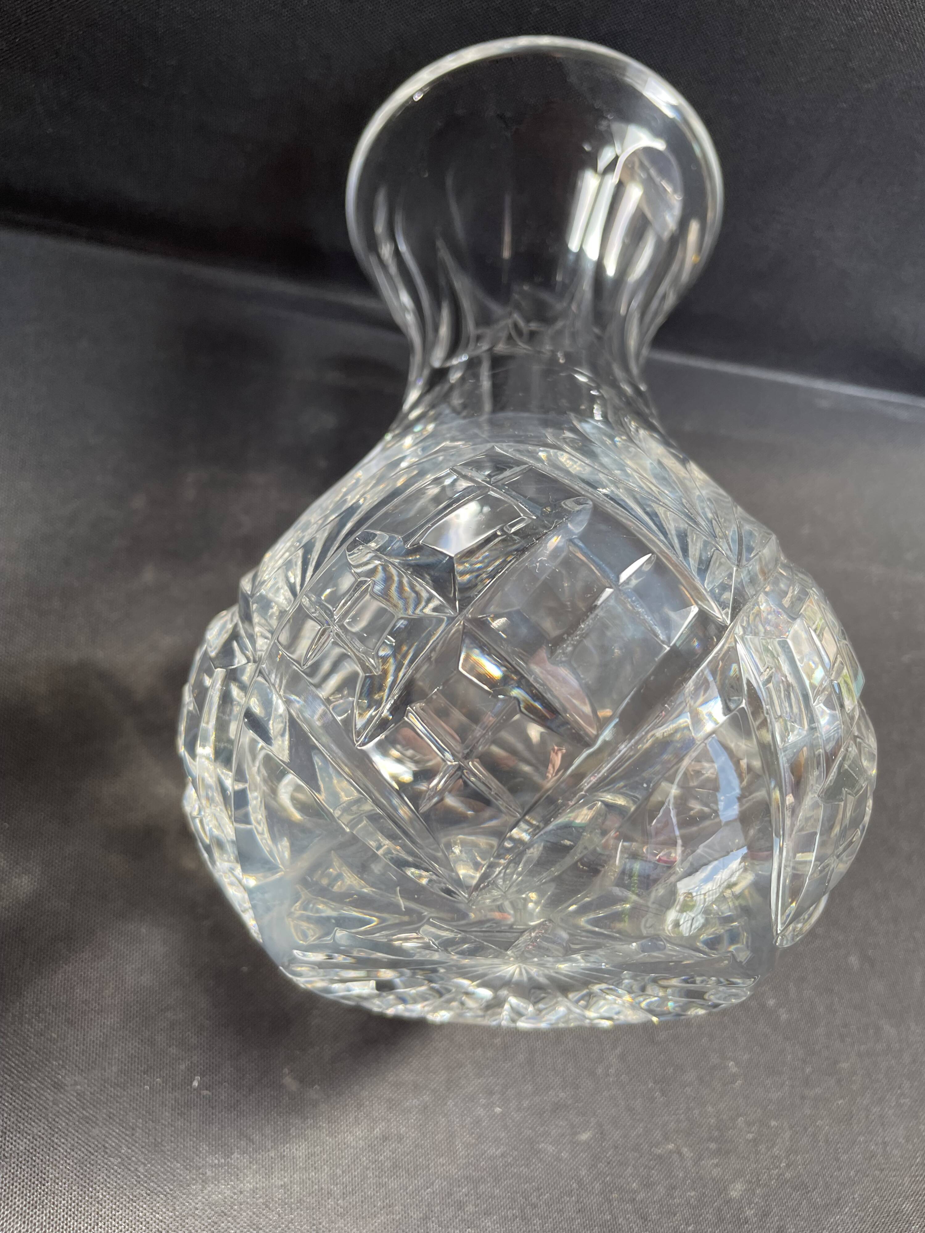 Cut crystal vase – Saint Louis Chantilly