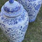 Pair of large vintage Chinese ceramic vases from the 1980s, oriental potiches.