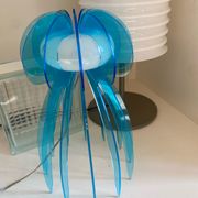 Lampe en plexiglas ou plexi vintage en forme de méduse