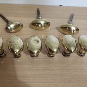 Lot de 9 poignées de porte en laiton