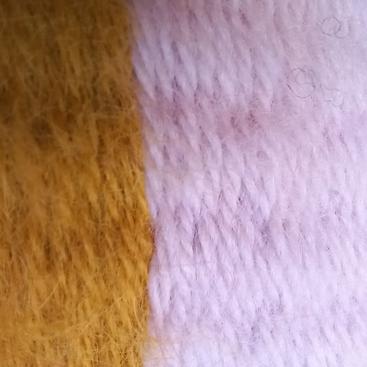 Wool weaving cushion