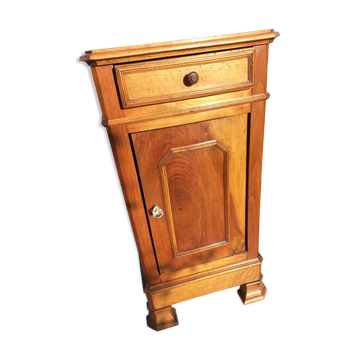Occasional furniture, walnut bedside table, late 19th century.