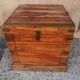 Ancien coffre en bois de palissandre des indes
