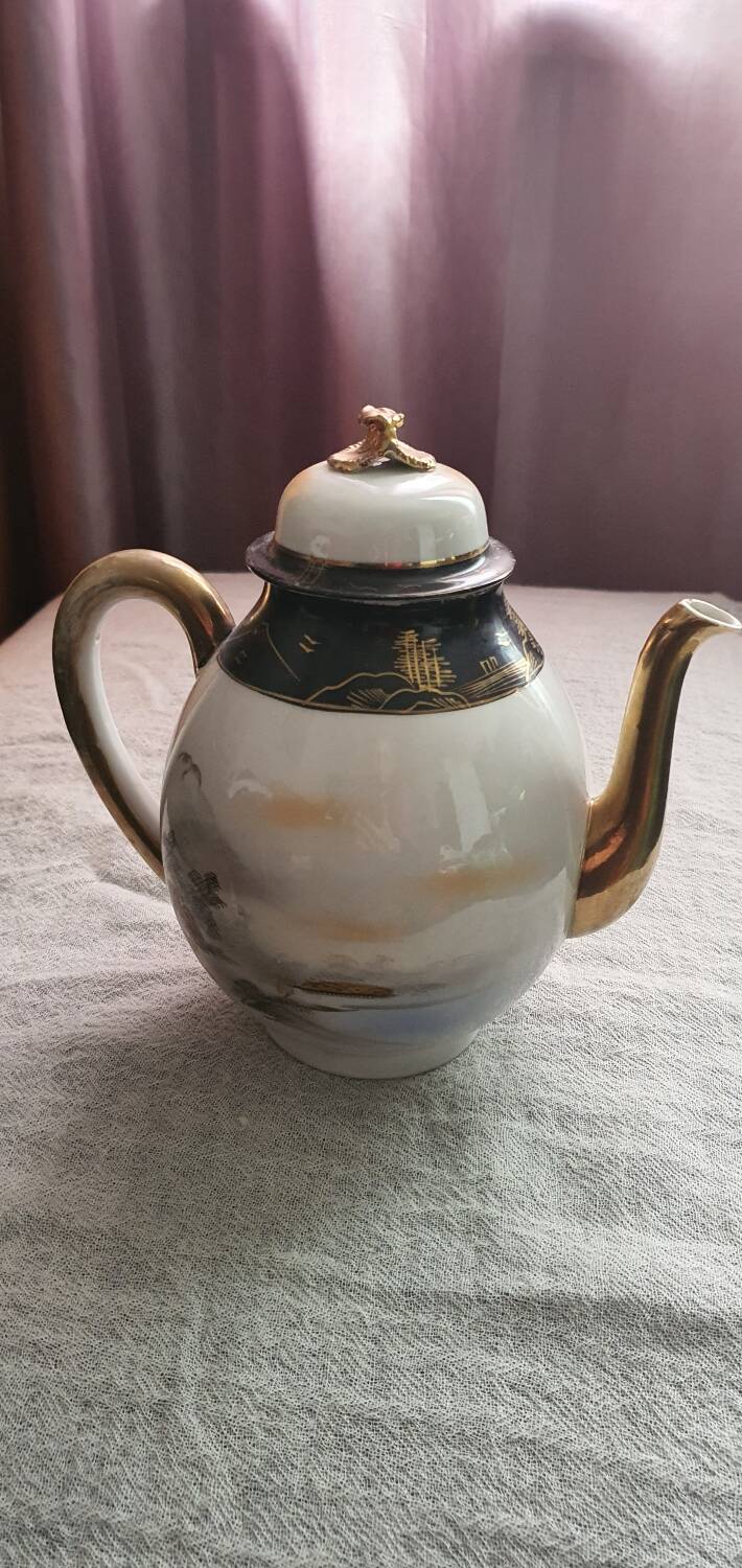 Small Chinese tea set