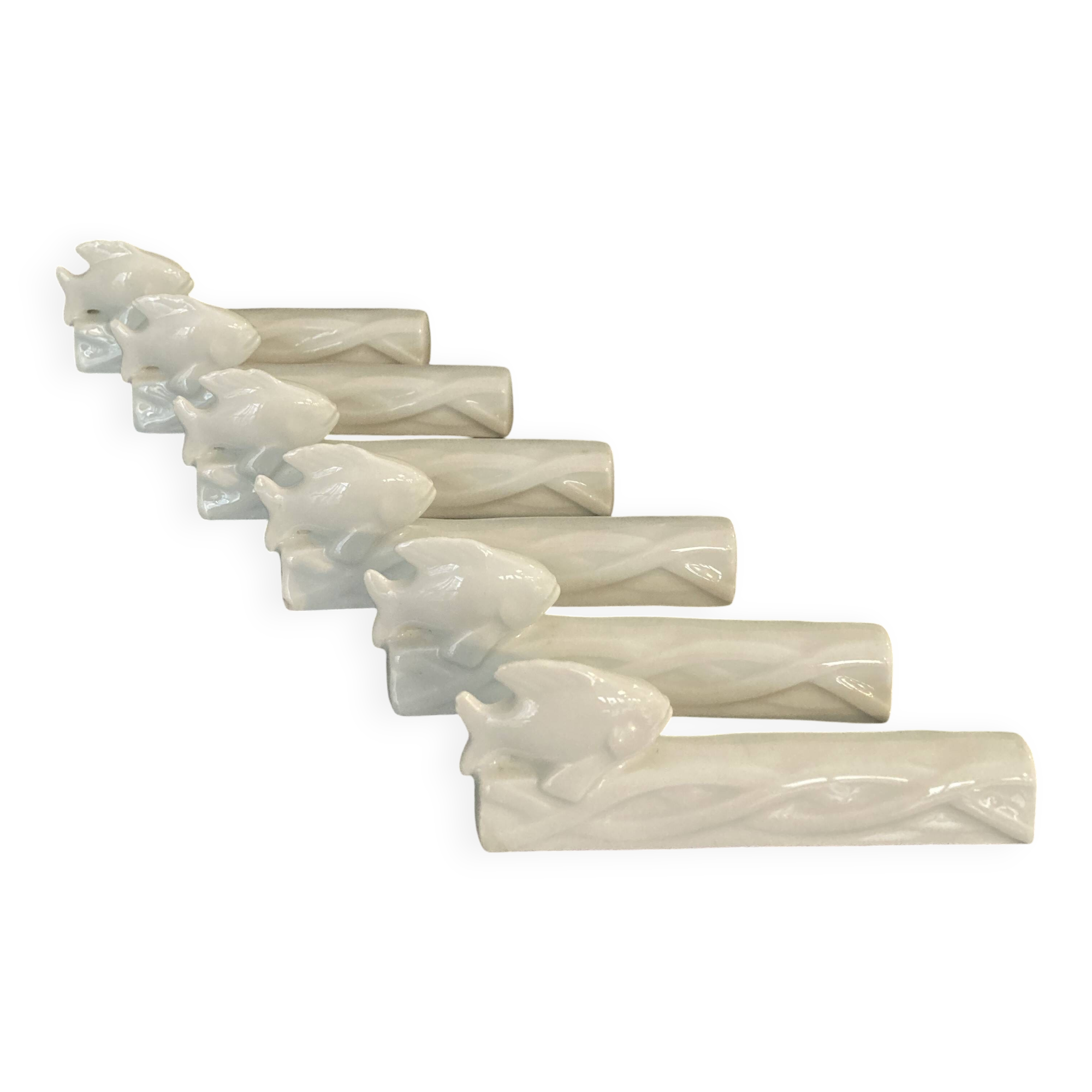 Set of 6 porcelain fish knife holders