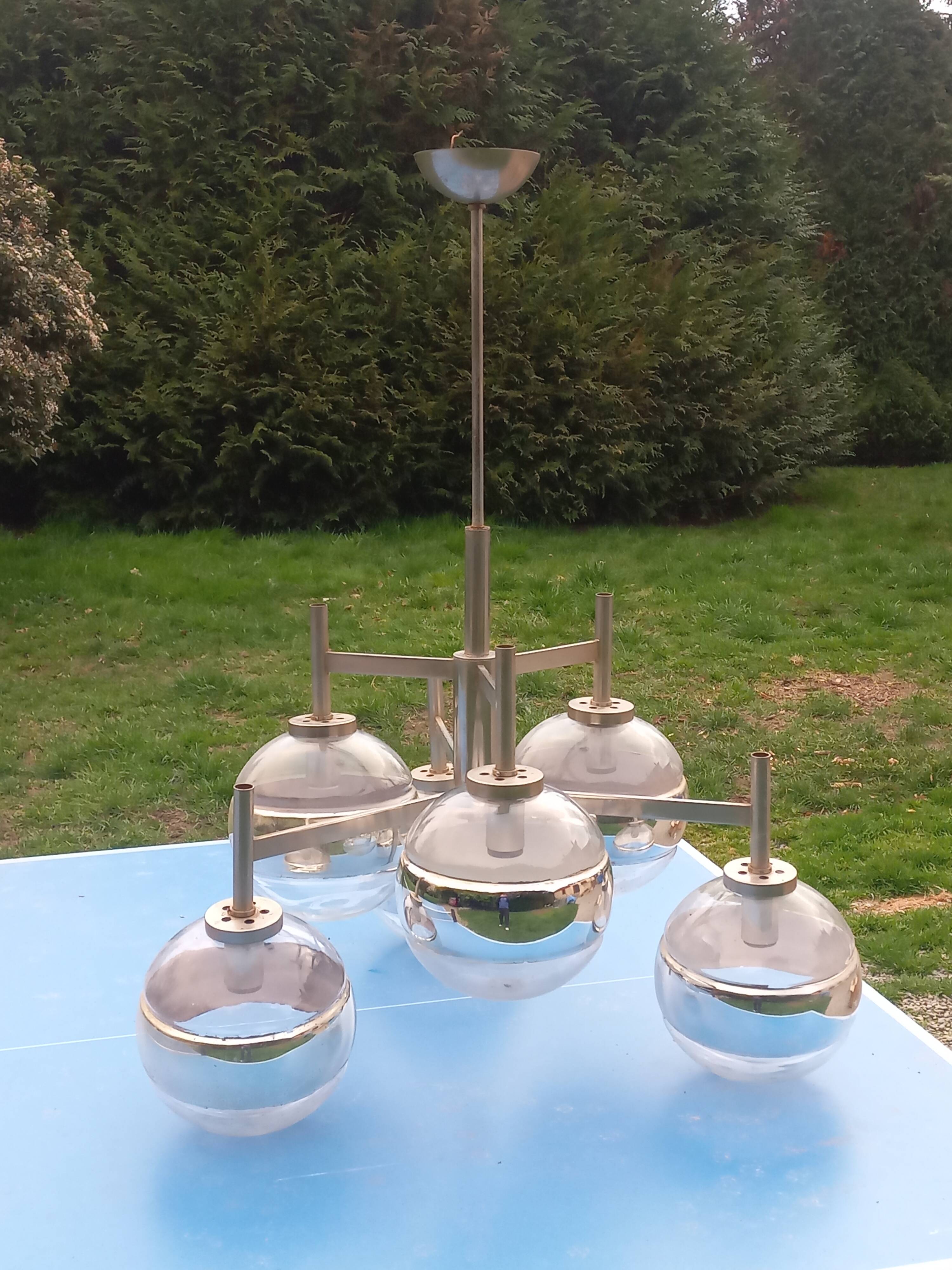 Space age design chandelier from the 70s