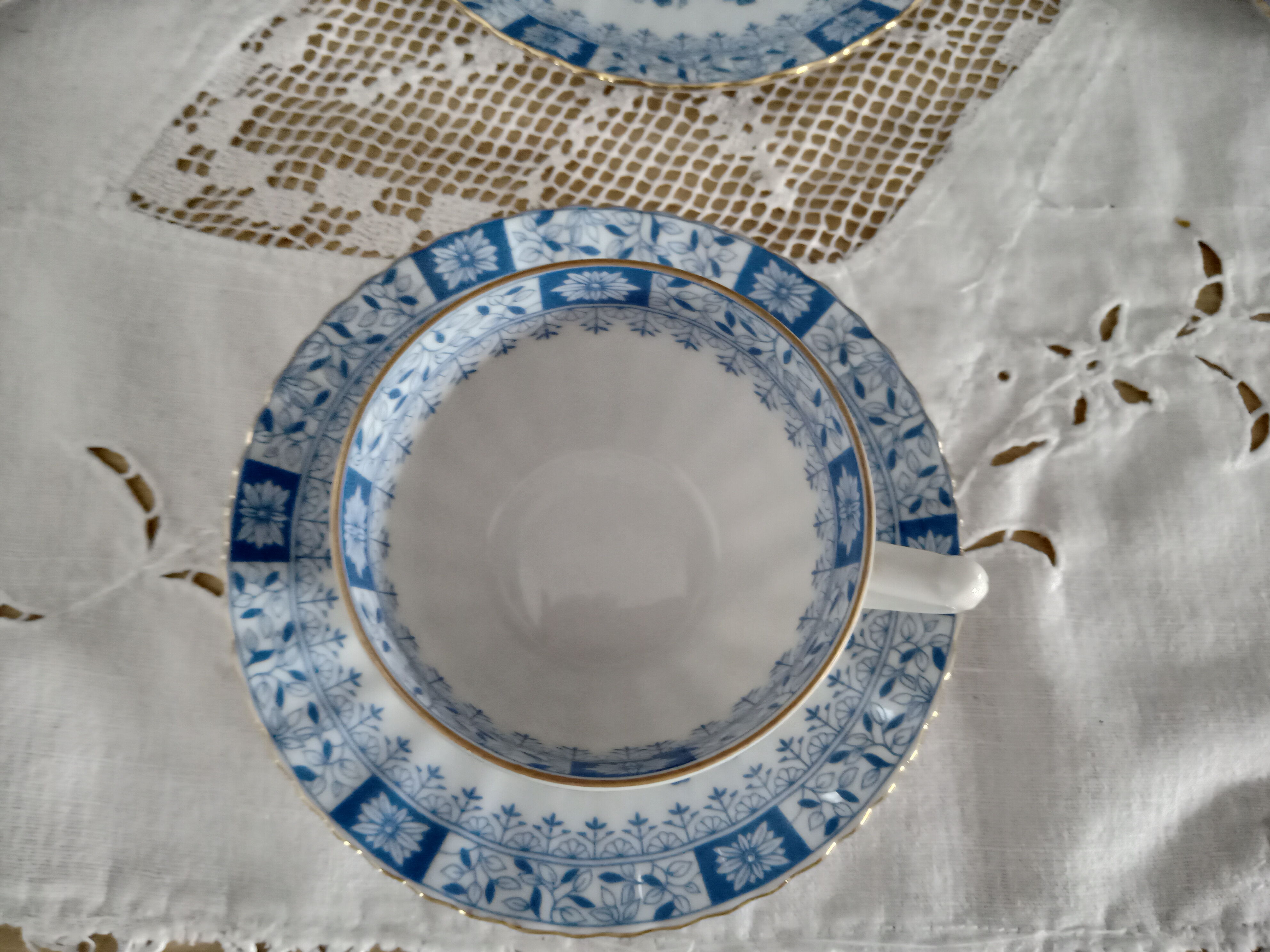 Lot de 8 tasses à café et sous-tasses en porcelaine Bavaria modèle China Blau
