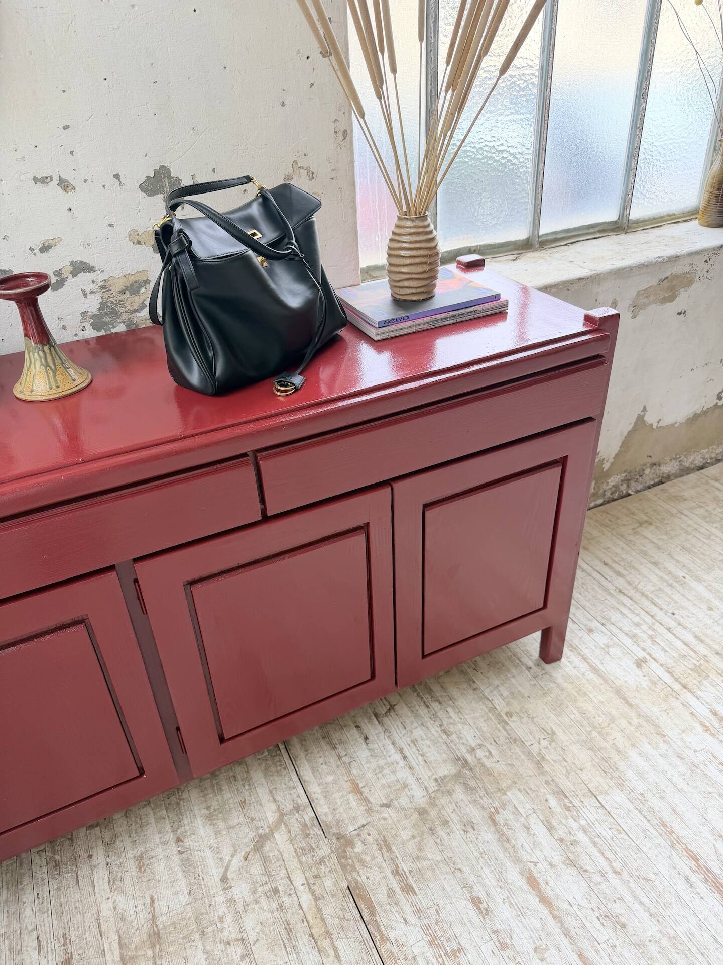 Red lacquered enfilade 1970 160cm