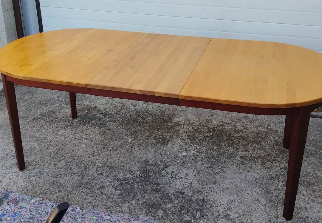 Scandinavian extendable dining table attributed to Hans Ehrlin for Tranås - 1980s
